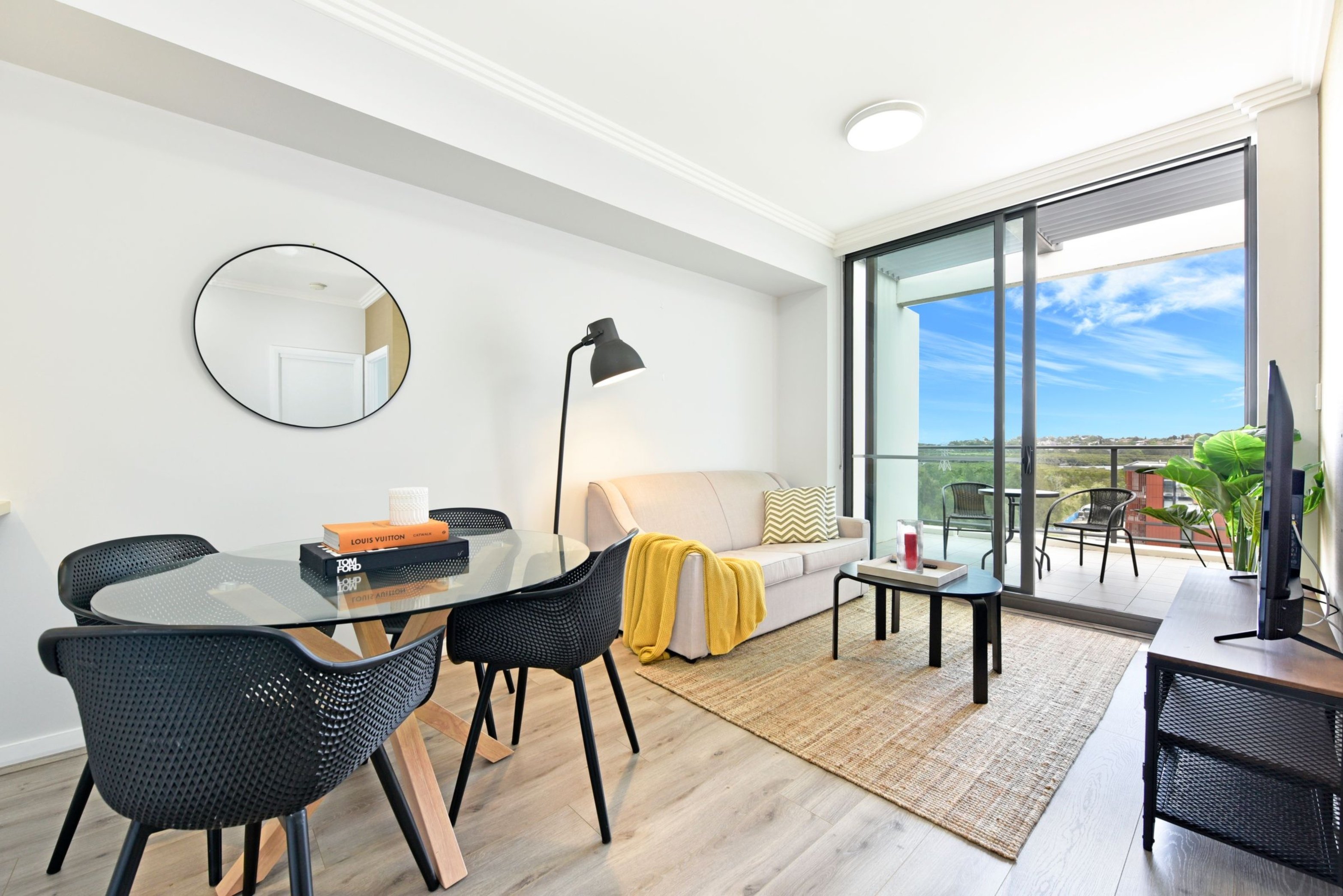 802/53 Hill Road, Wentworth Point Sold by Chidiac Realty - image 1