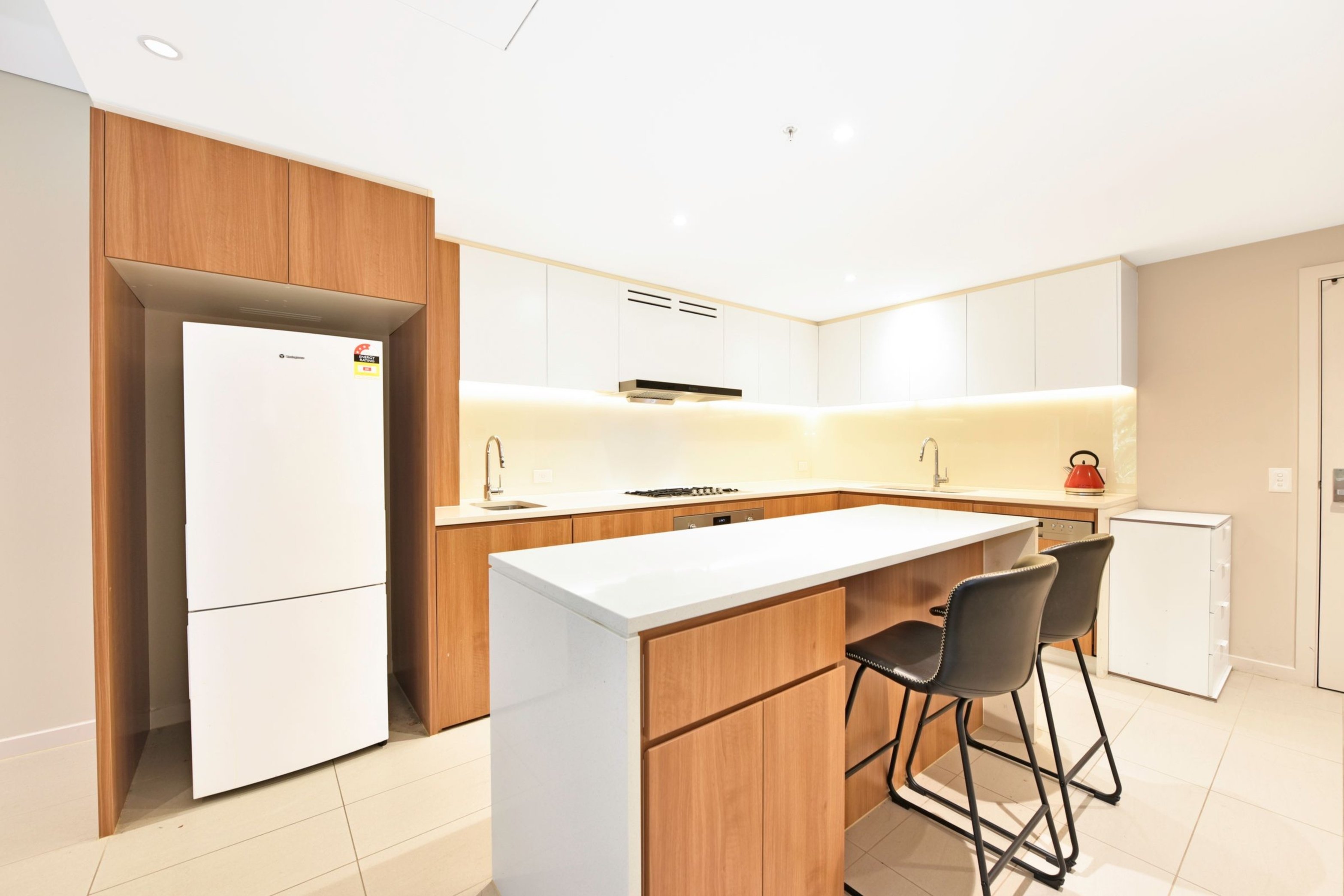 511/18 Footbridge Boulevard, Wentworth Point Sold by Chidiac Realty - image 3