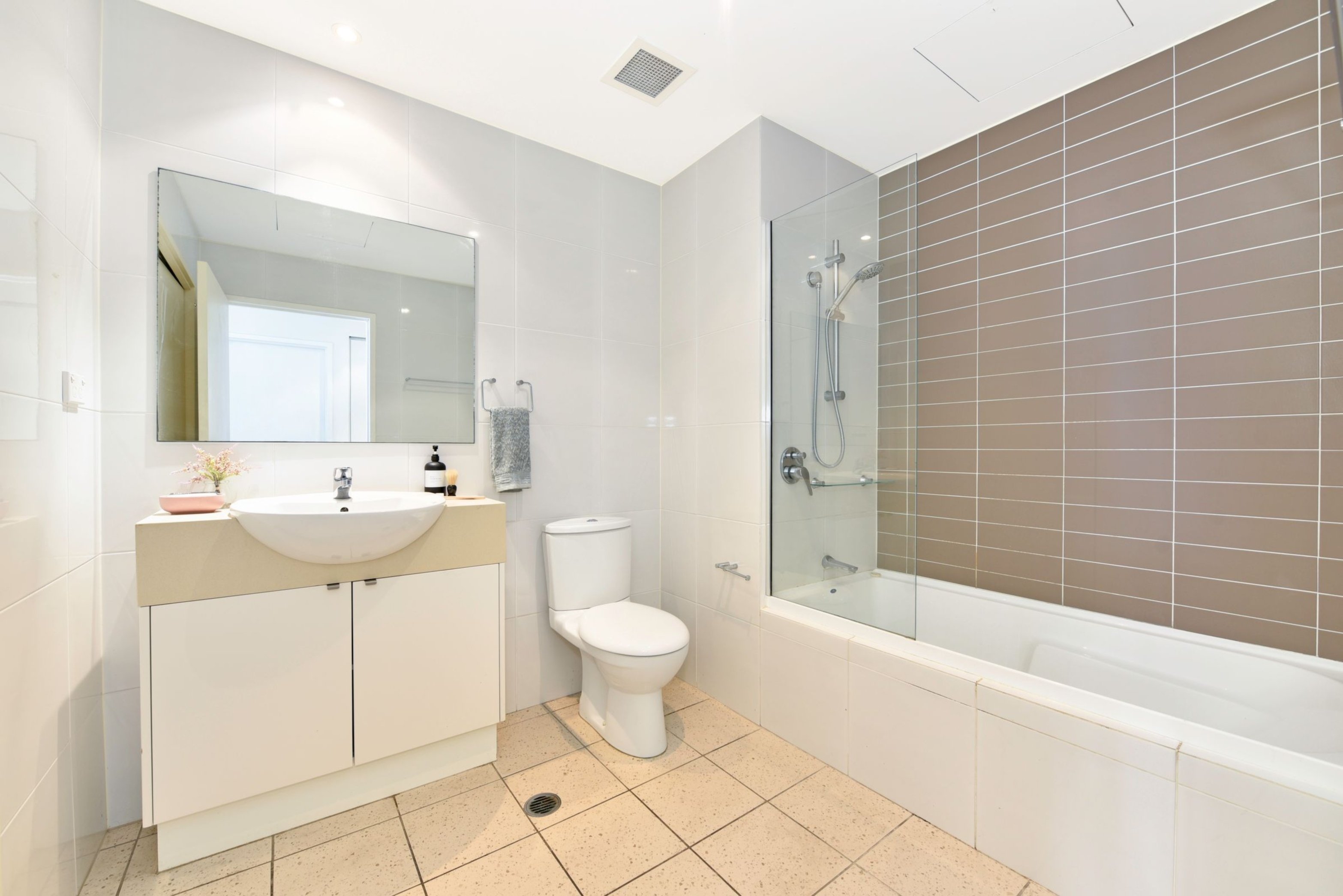 540/30 Baywater Drive, Wentworth Point Sold by Chidiac Realty - image 6