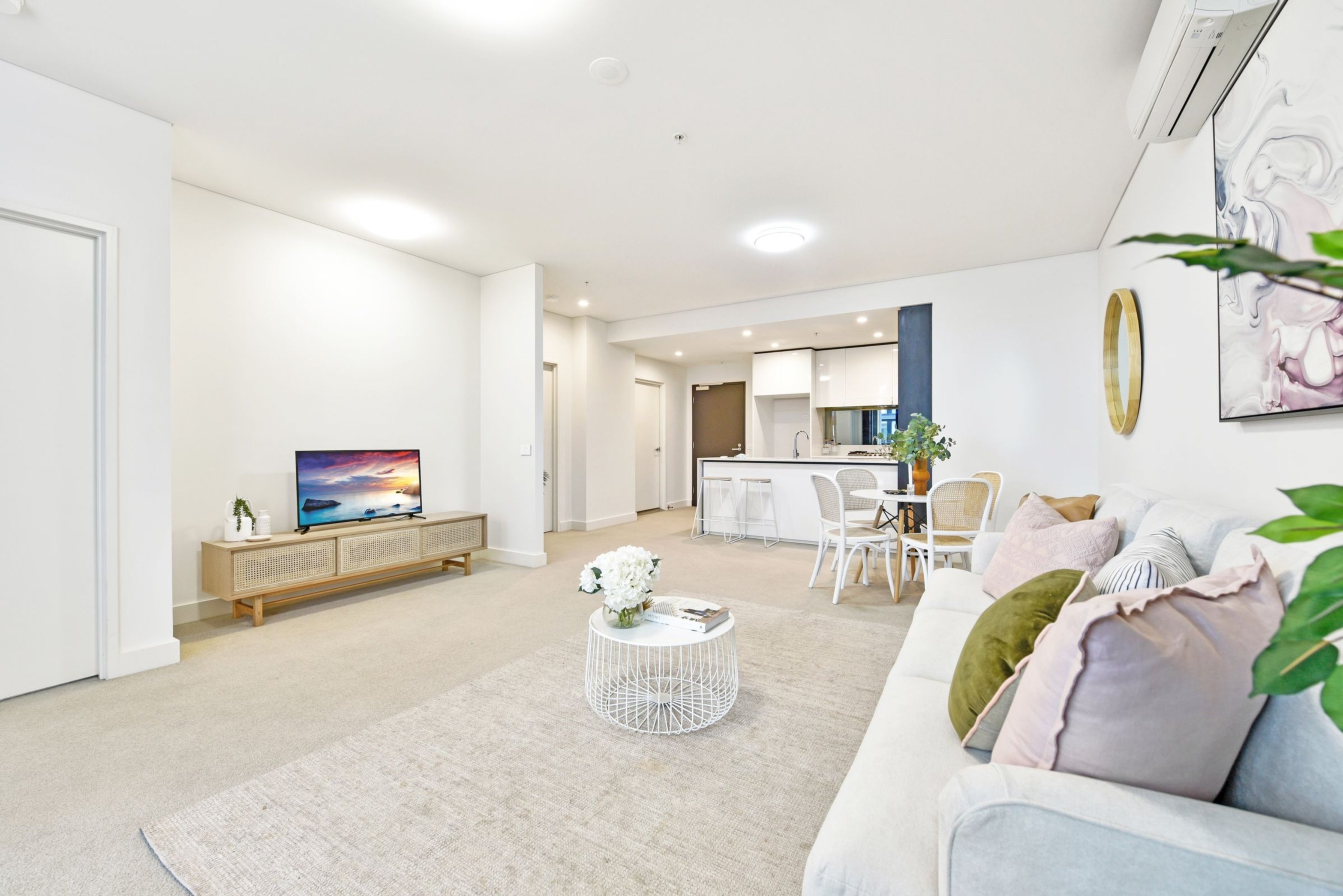 516/46 Savona Drive, Wentworth Point Sold by Chidiac Realty - image 1