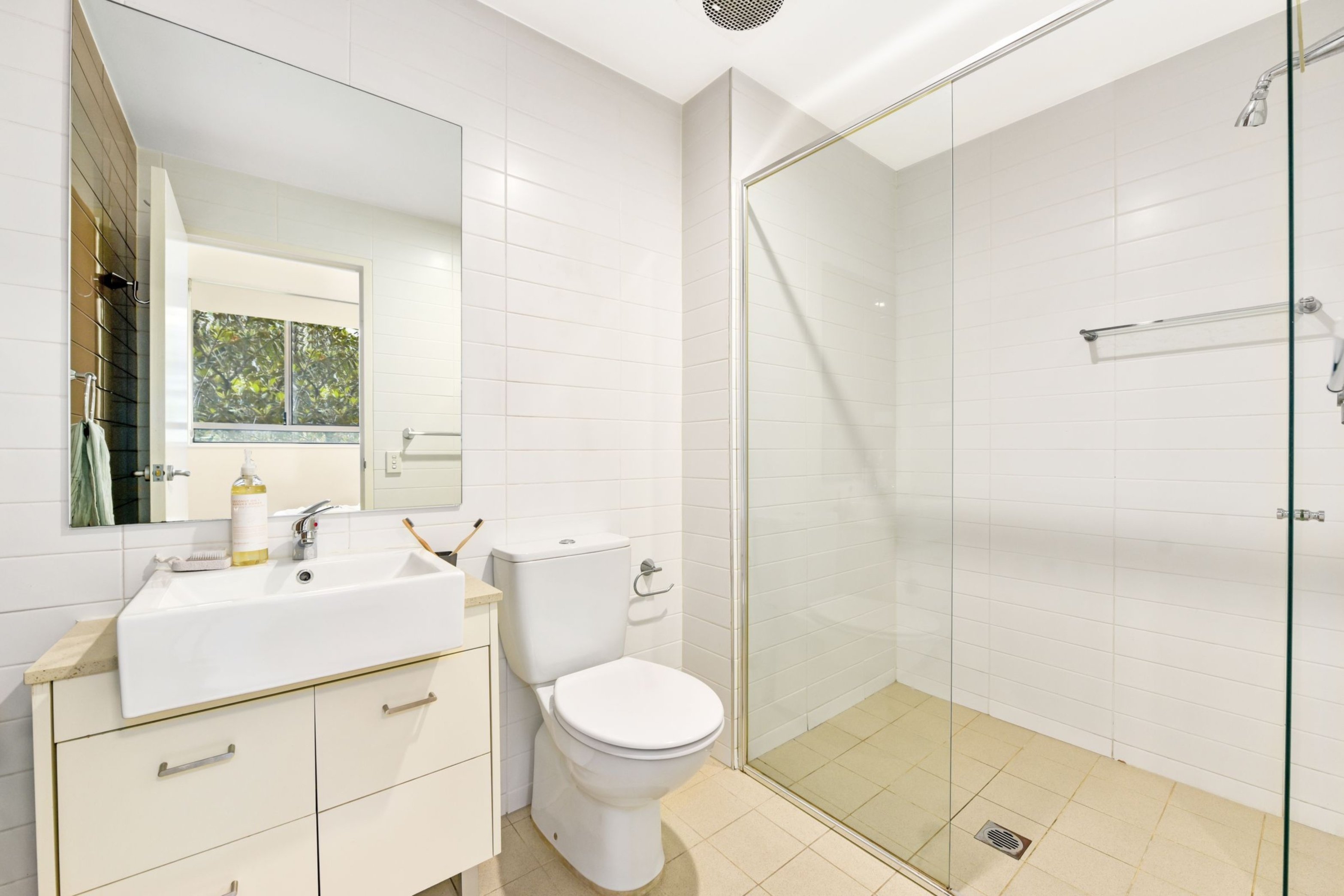 204/37 Amalfi Drive, Wentworth Point Sold by Chidiac Realty - image 6