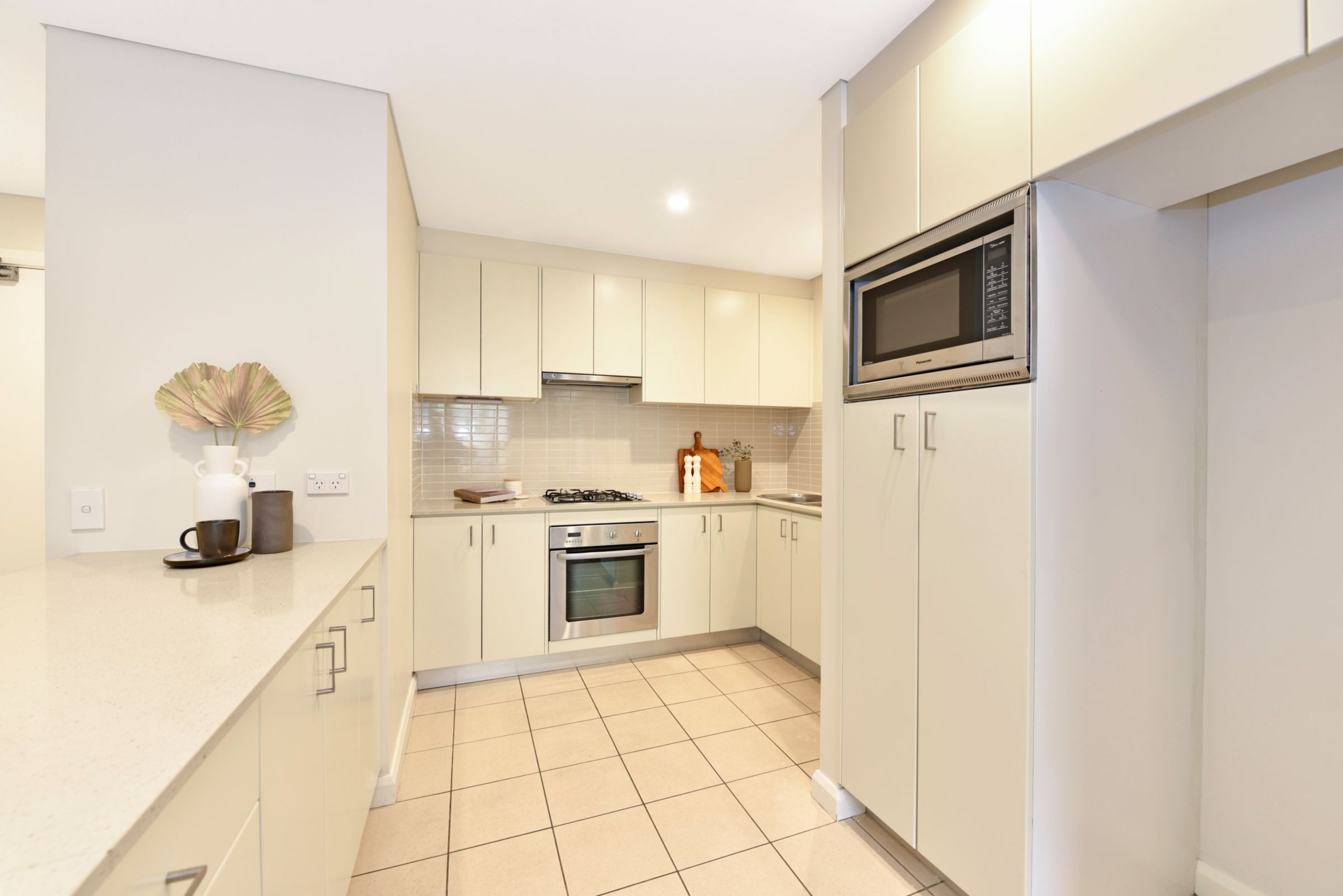 204/37 Amalfi Drive, Wentworth Point Sold by Chidiac Realty - image 3
