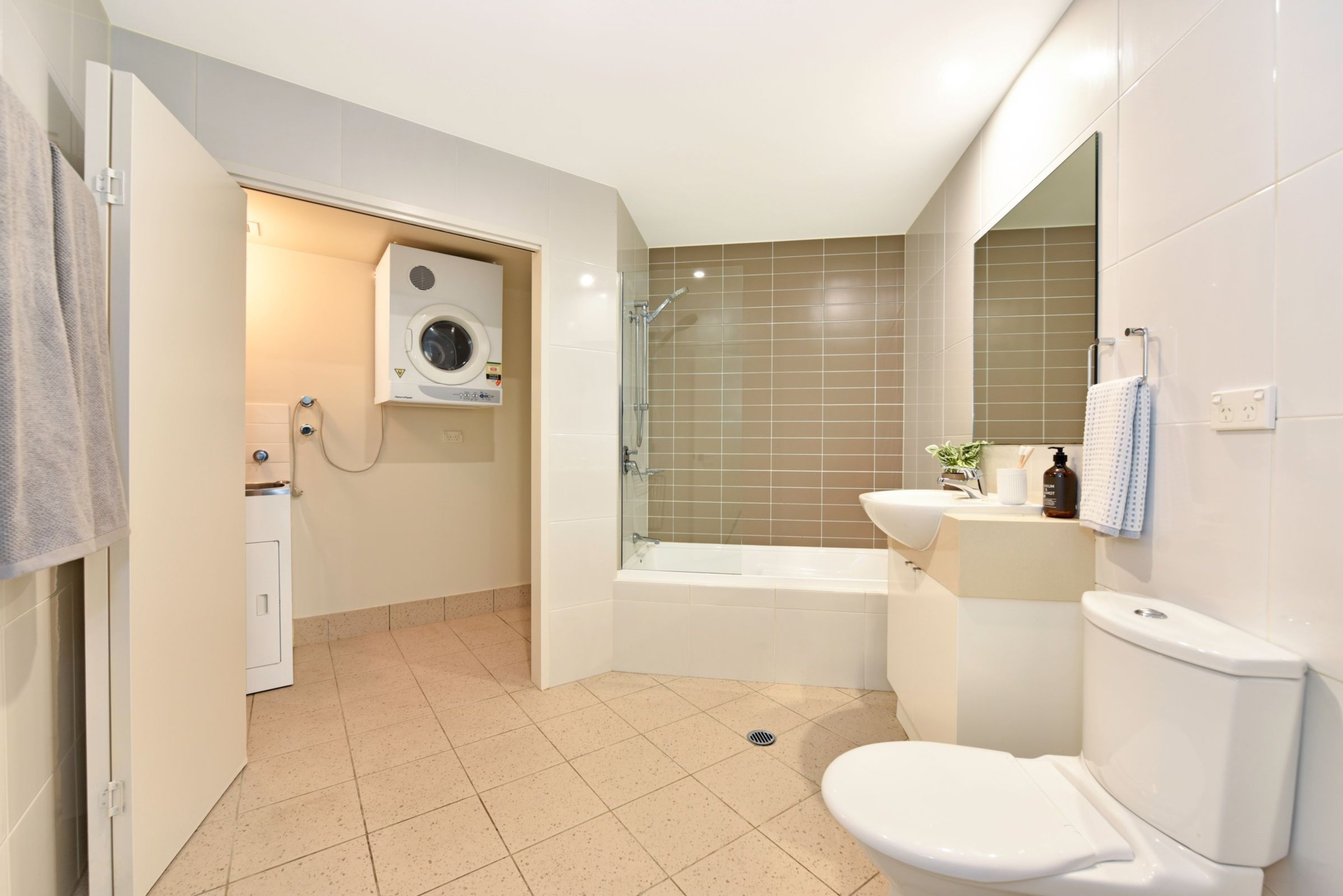 448/46 Baywater Drive, Wentworth Point Sold by Chidiac Realty - image 6