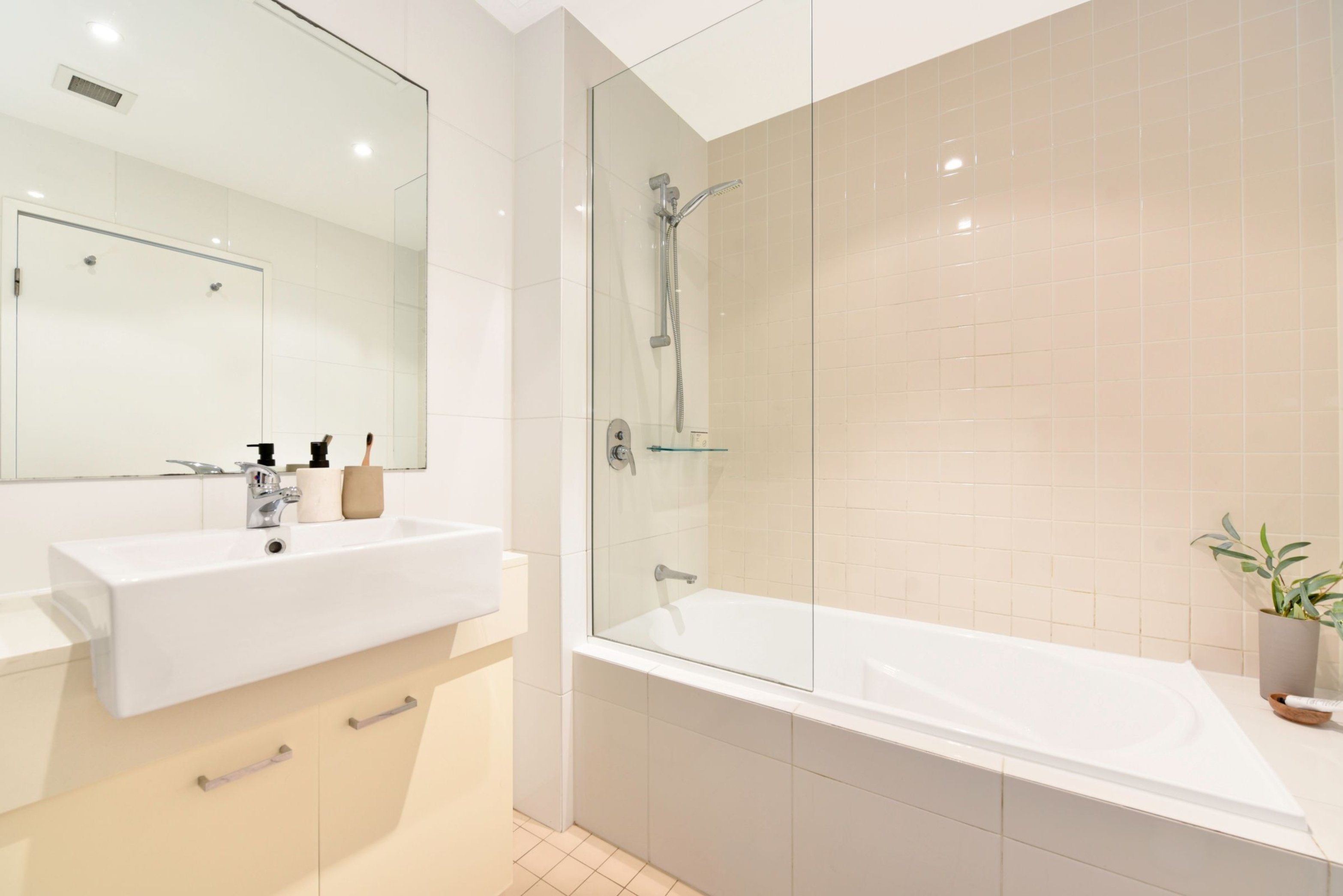 453/5 Baywater Drive, Wentworth Point Sold by Chidiac Realty - image 7