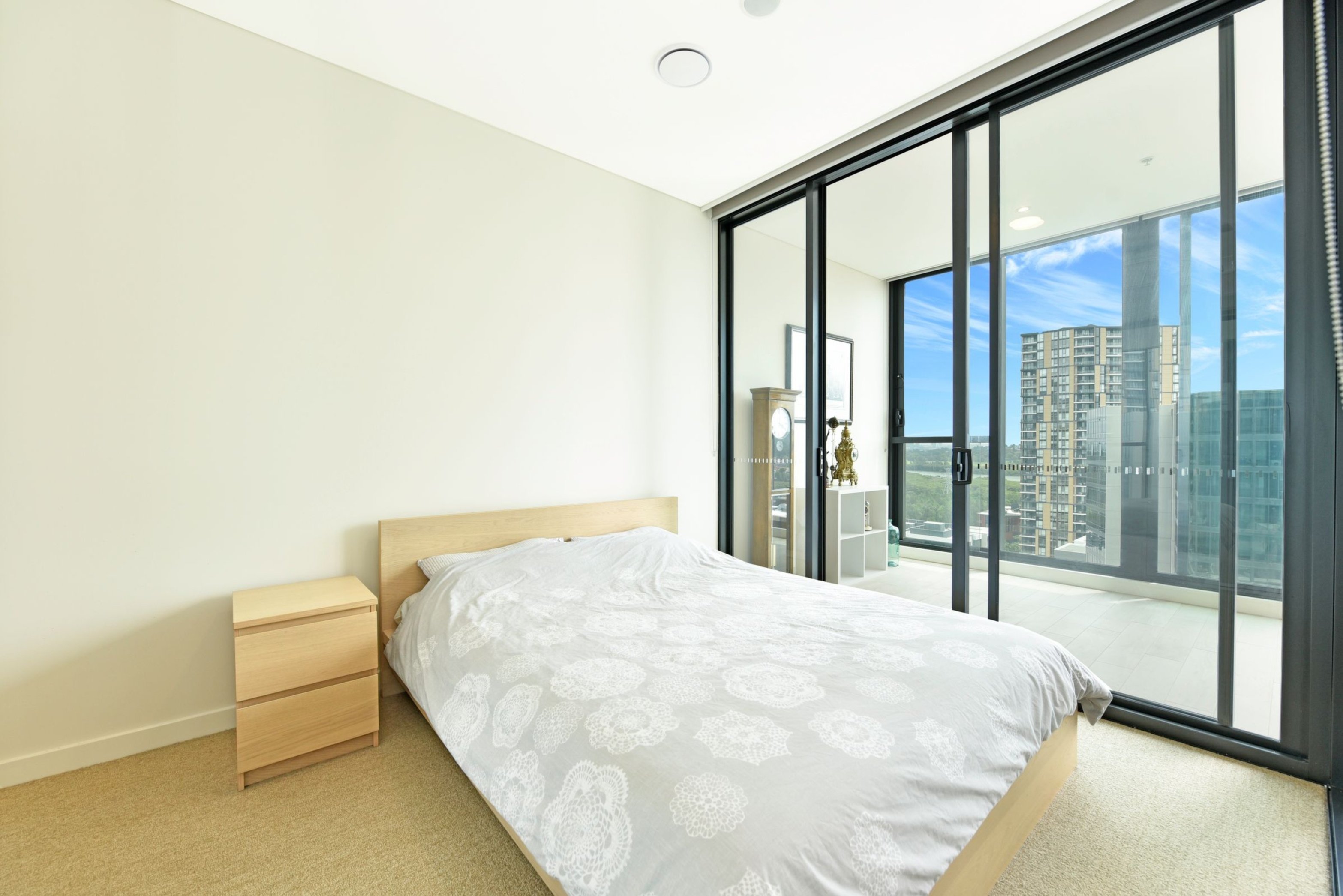 1413/17 Wentworth Place, Wentworth Point Sold by Chidiac Realty - image 5