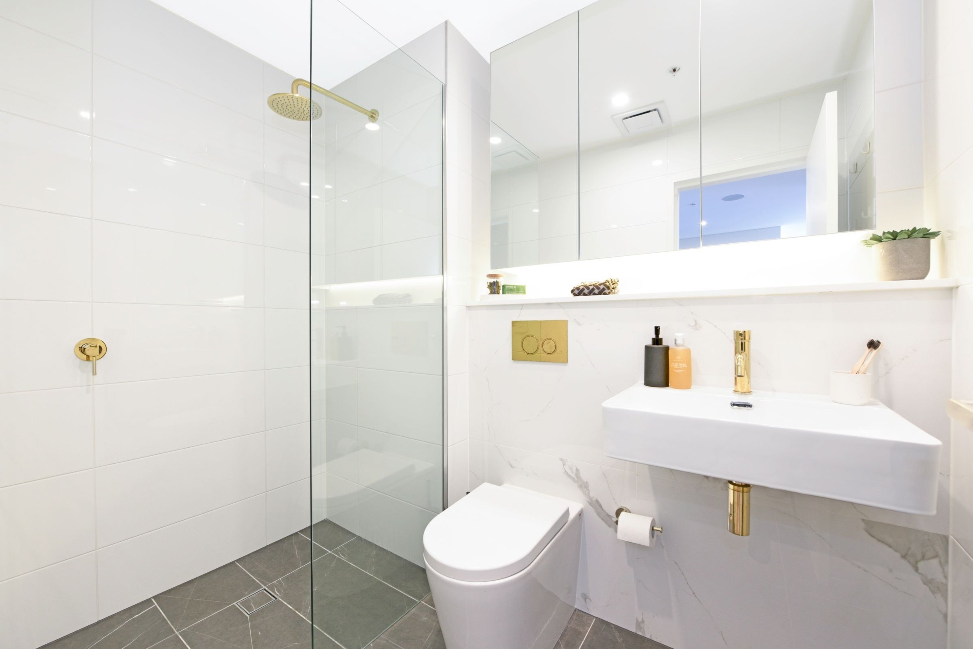 13076/17 Amalfi Drive, Wentworth Point Sold by Chidiac Realty - image 6