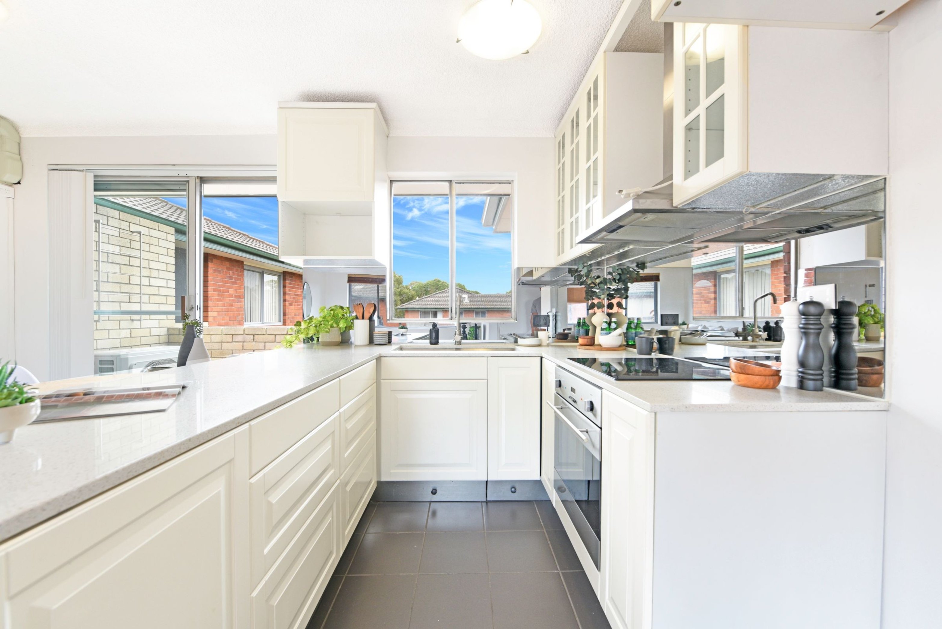 34/21-27 Meadow Crescent, Meadowbank Sold by Chidiac Realty - image 2