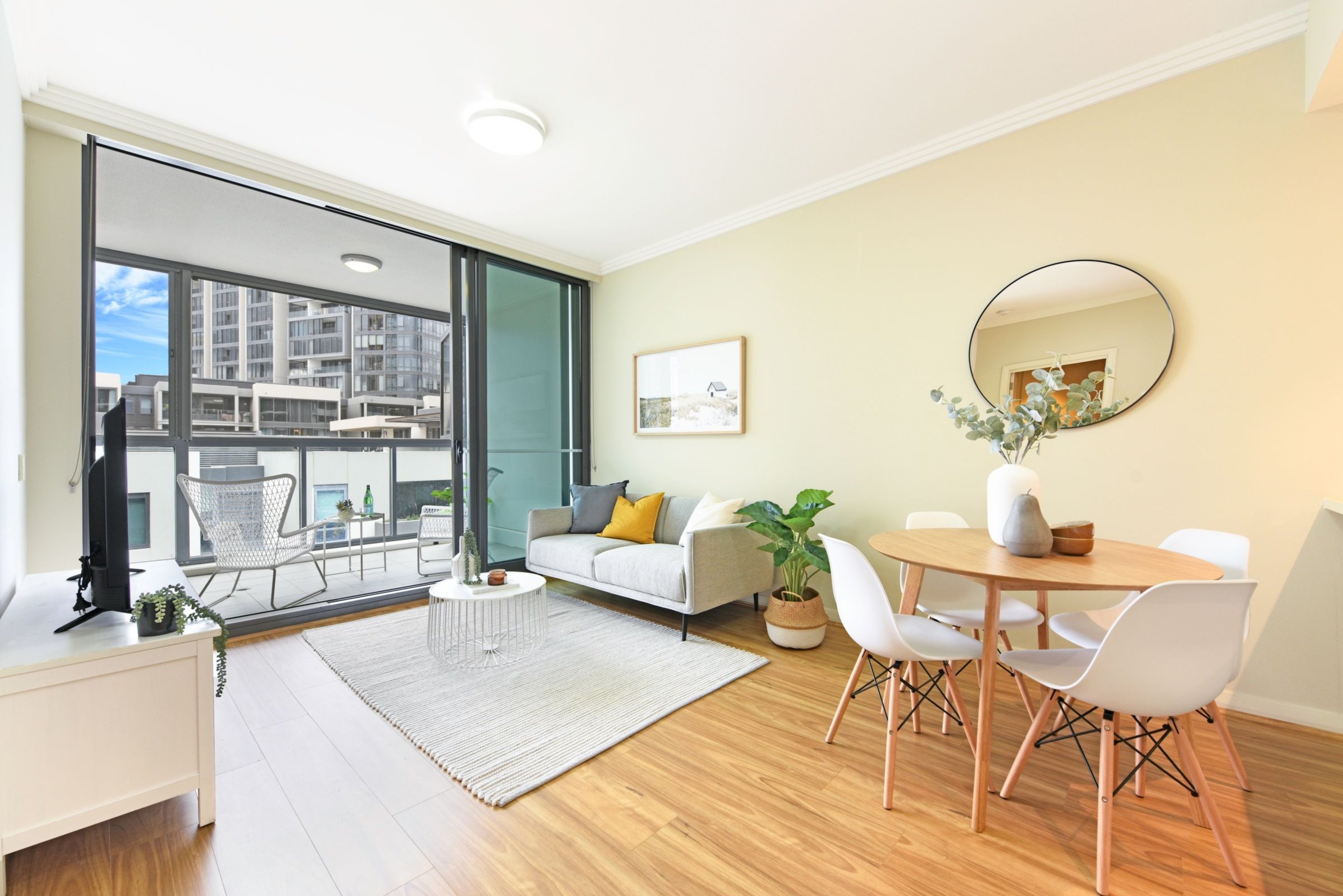 603/1 Footbridge Boulevard, Wentworth Point Sold by Chidiac Realty - image 1