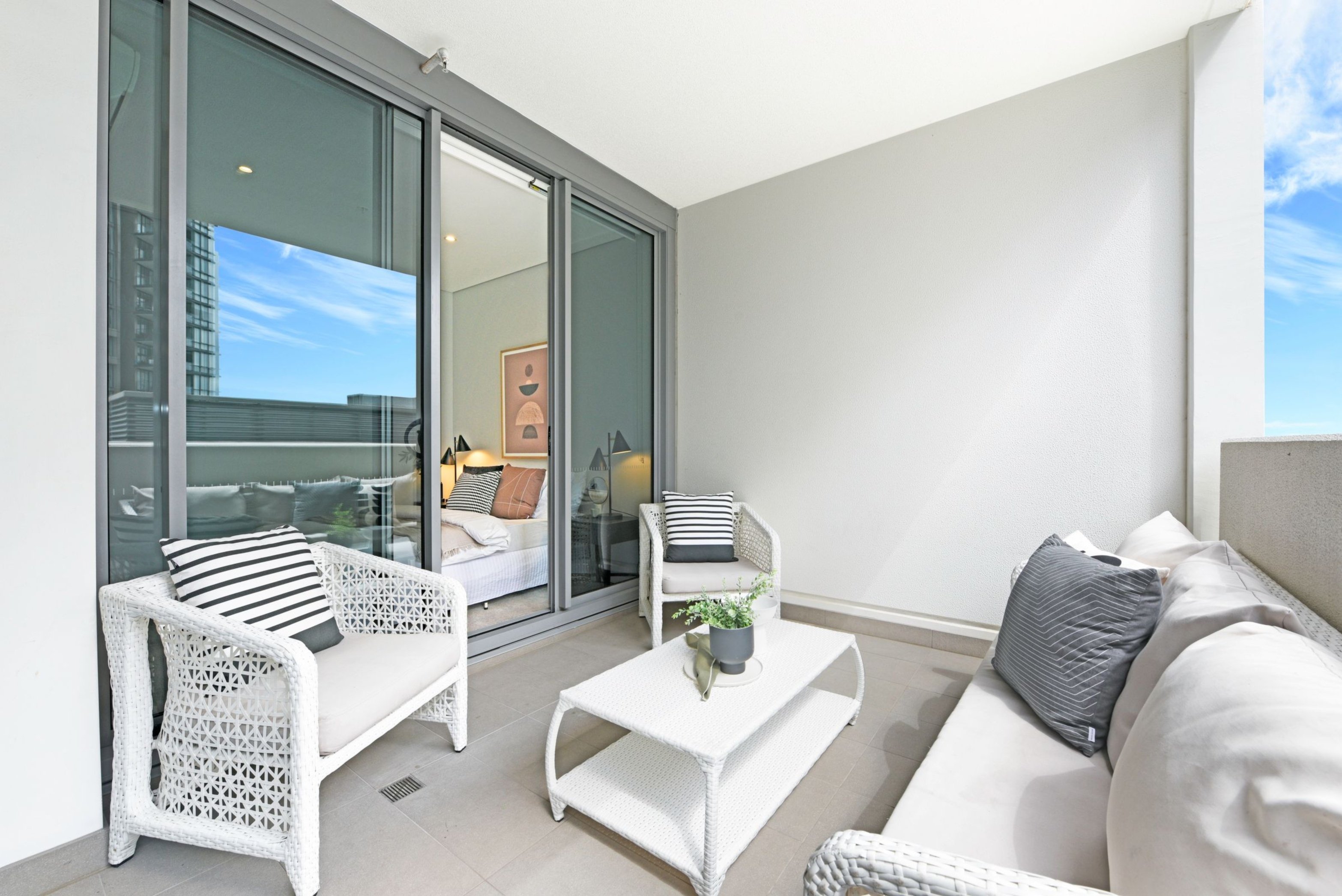 913/18 Footbridge Boulevard, Wentworth Point Sold by Chidiac Realty - image 3