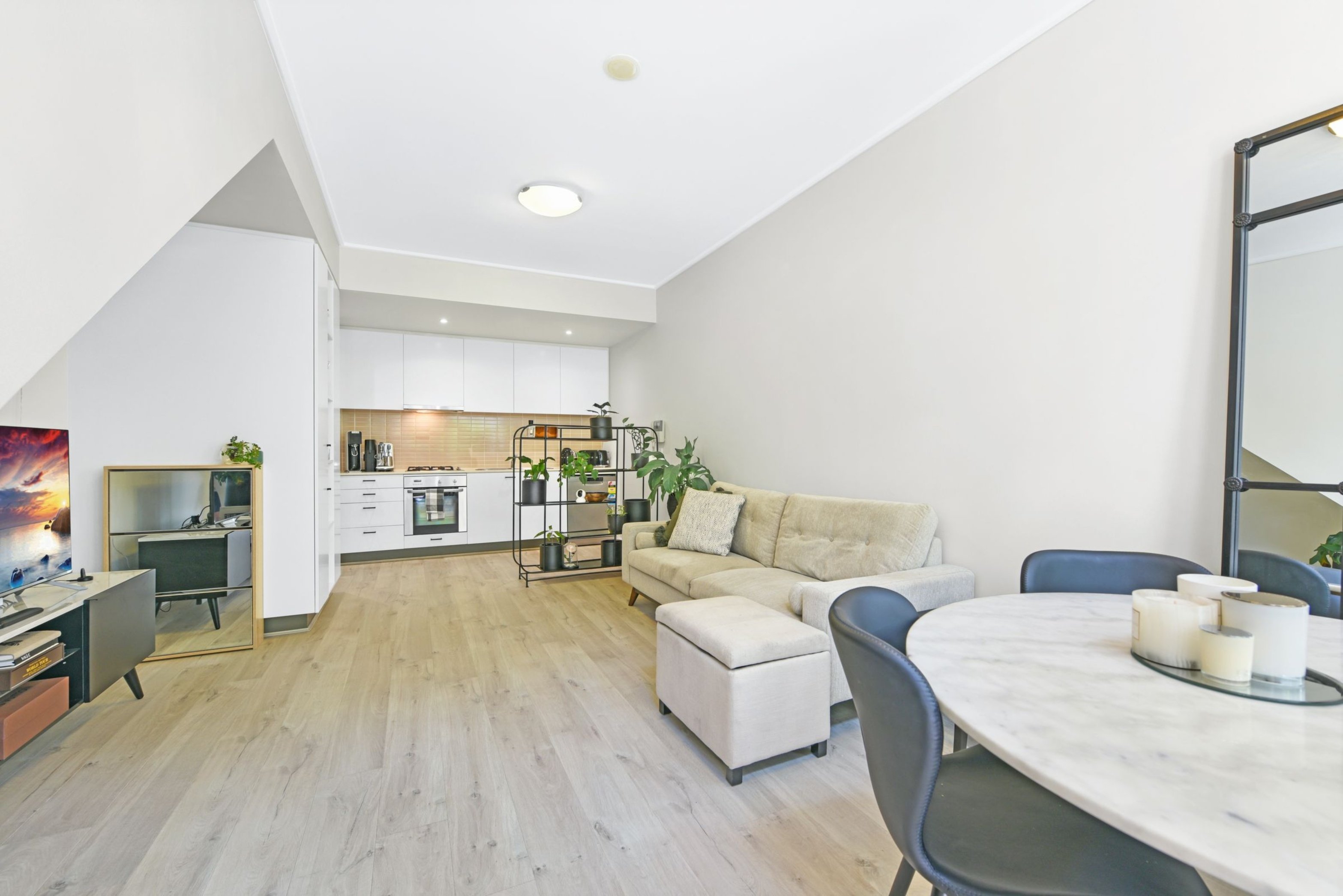 131/3 Savona Drive, Wentworth Point Sold by Chidiac Realty - image 4