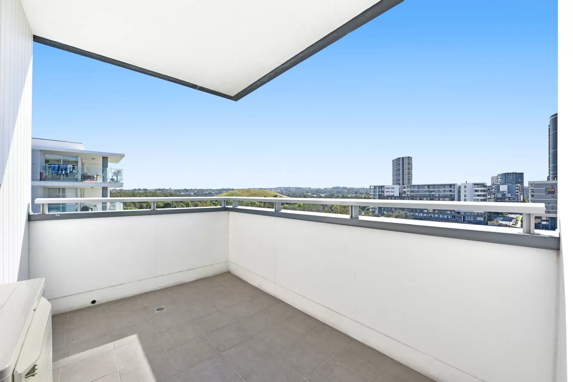 702/8 Nuvolari Place, Wentworth Point Leased by Chidiac Realty - image 1