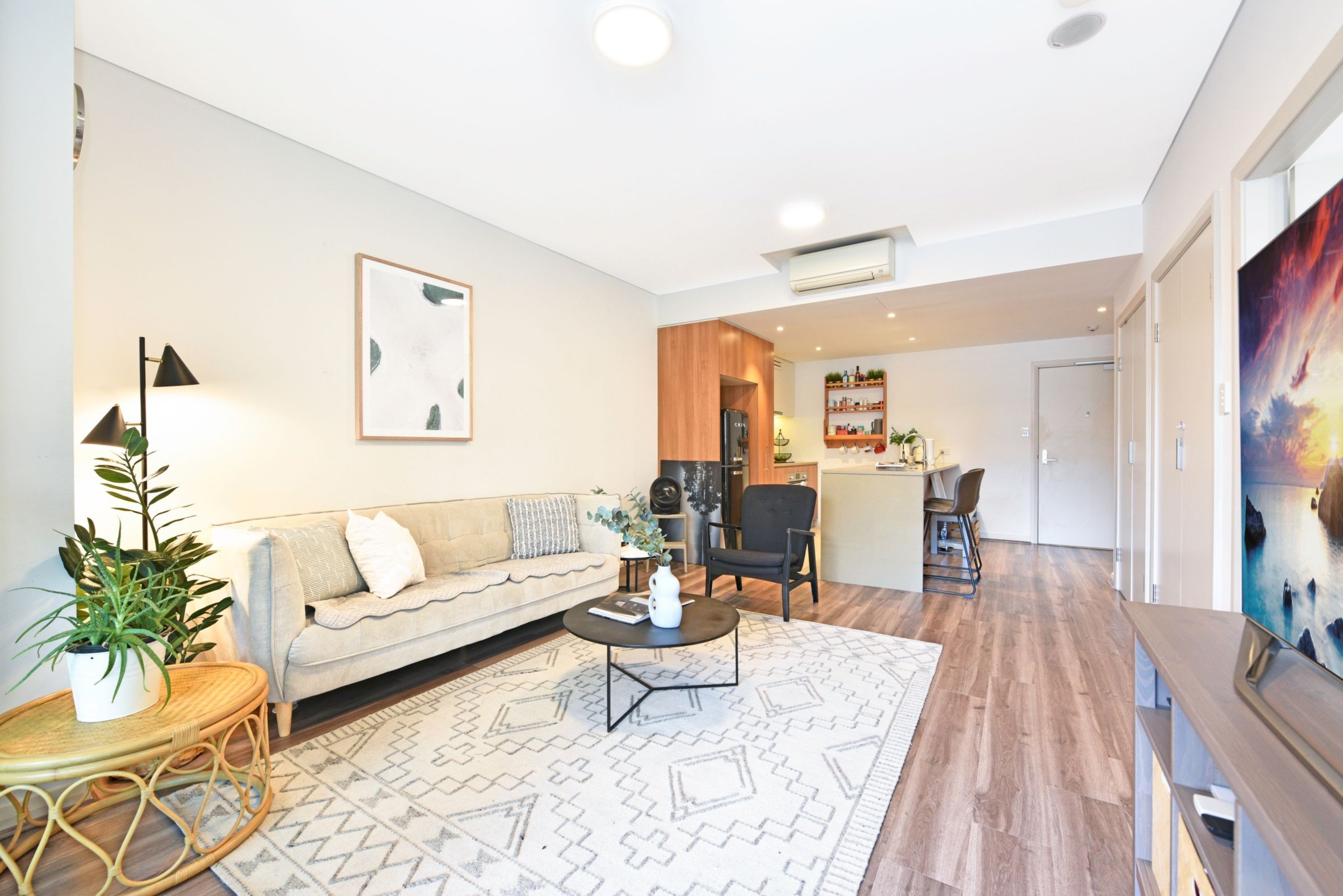605/1 Park Street North, Wentworth Point Sold by Chidiac Realty - image 1