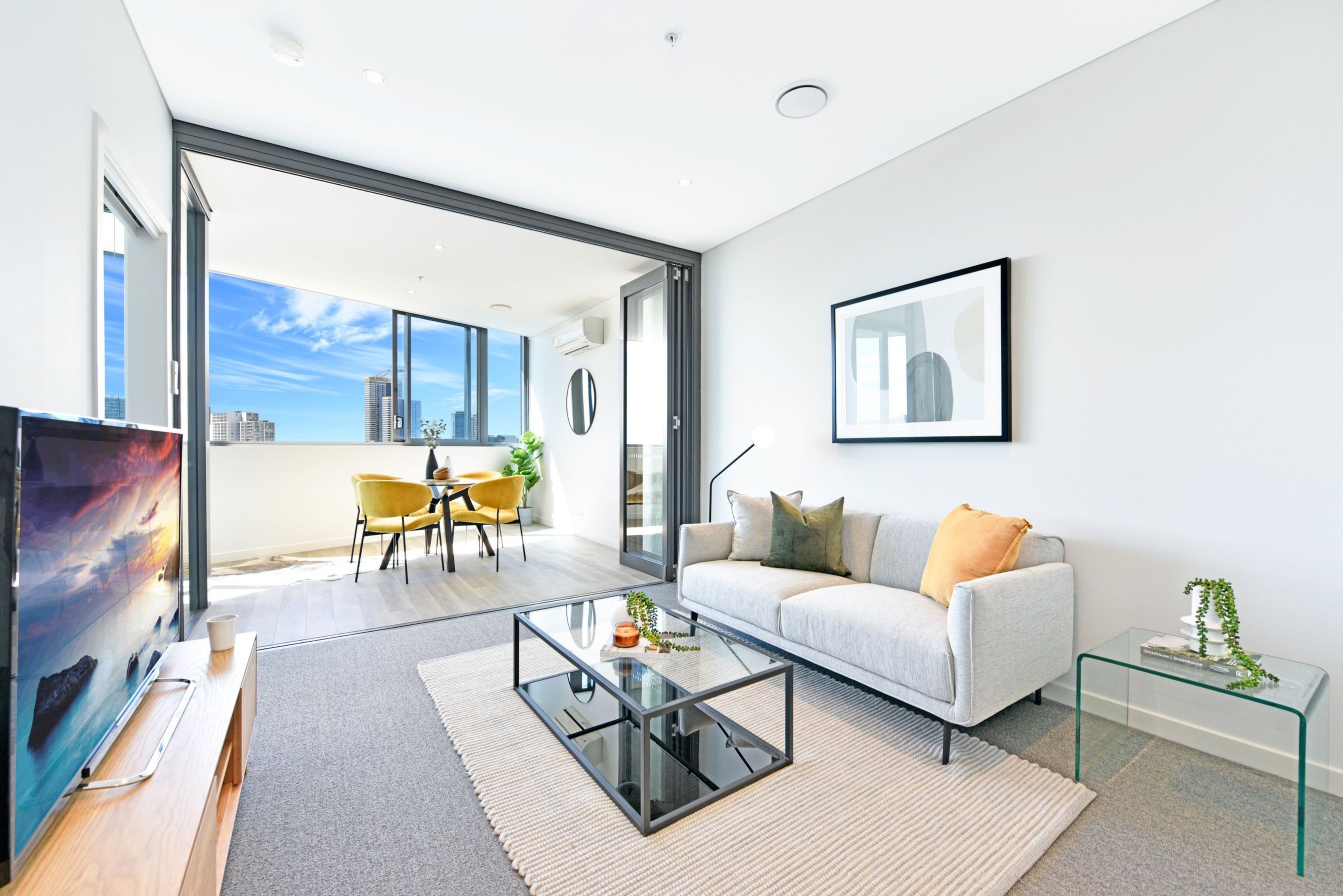 901/11 Wentworth Place, Wentworth Point Sold by Chidiac Realty - image 1