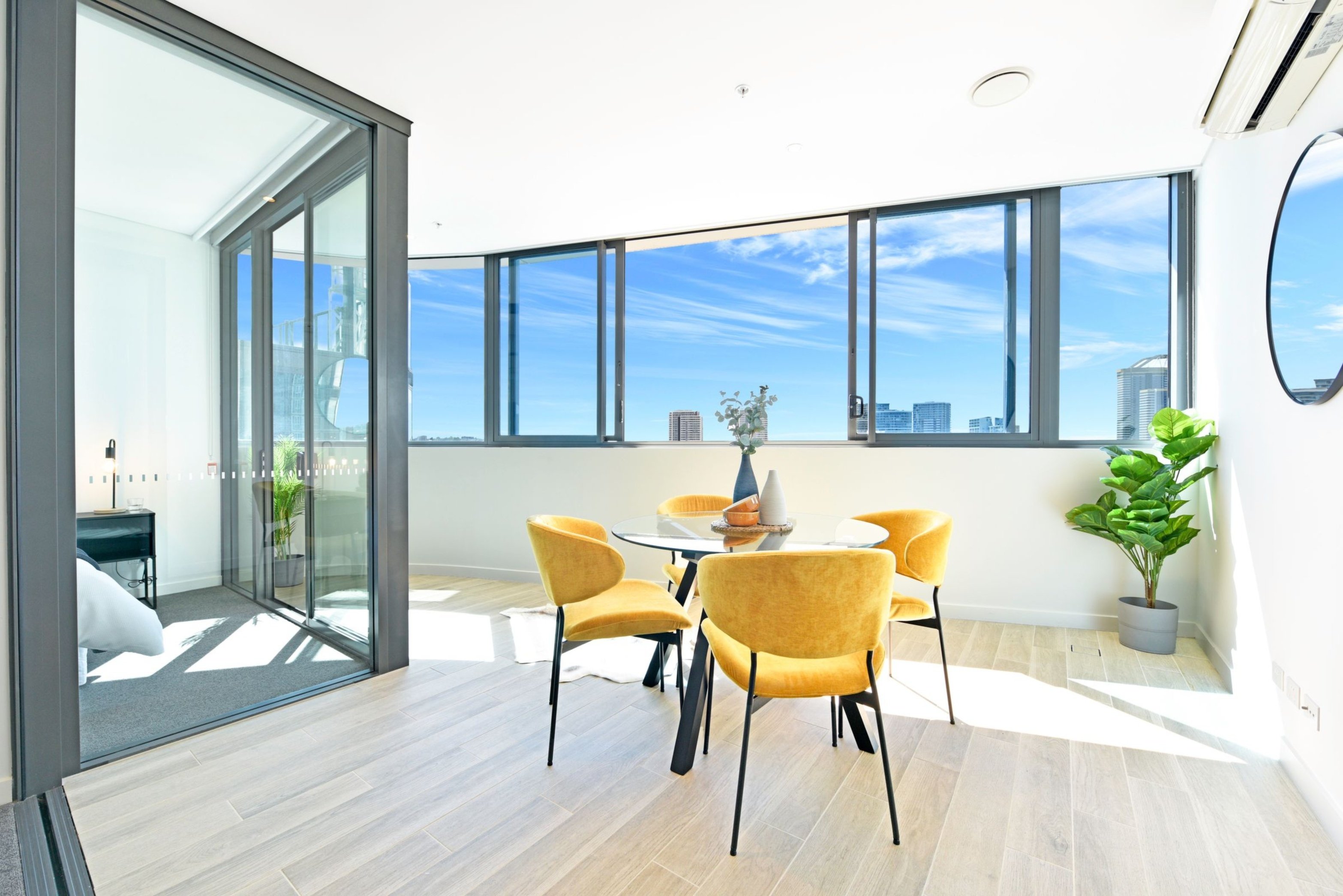 901/11 Wentworth Place, Wentworth Point Sold by Chidiac Realty - image 2
