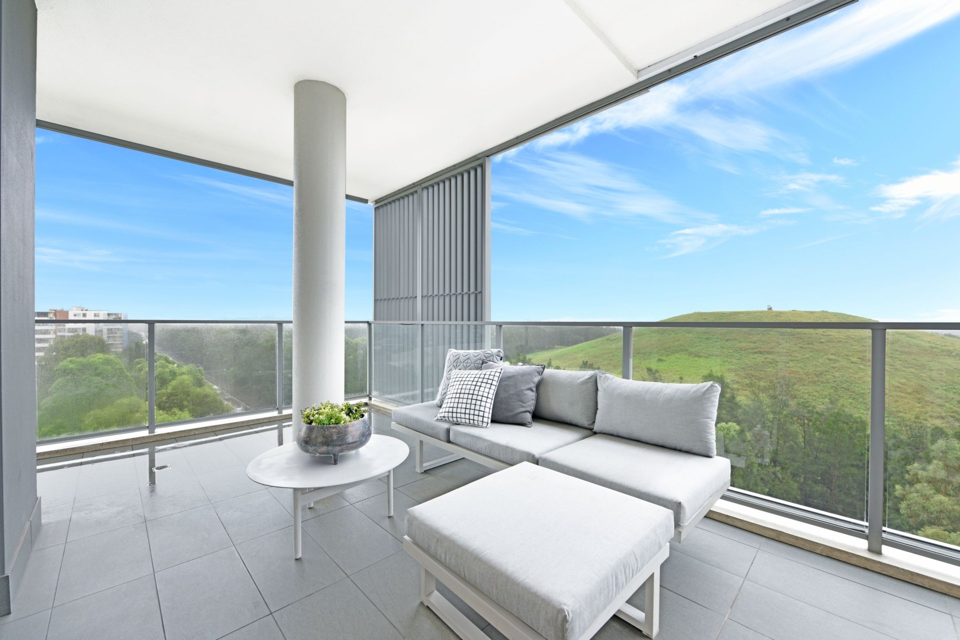 702/41 Hill Road, Wentworth Point Sold by Chidiac Realty - image 1