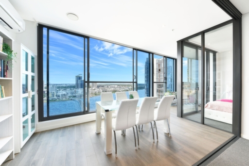 2207/11 Wentworth Place, Wentworth Point Sold by Chidiac Realty