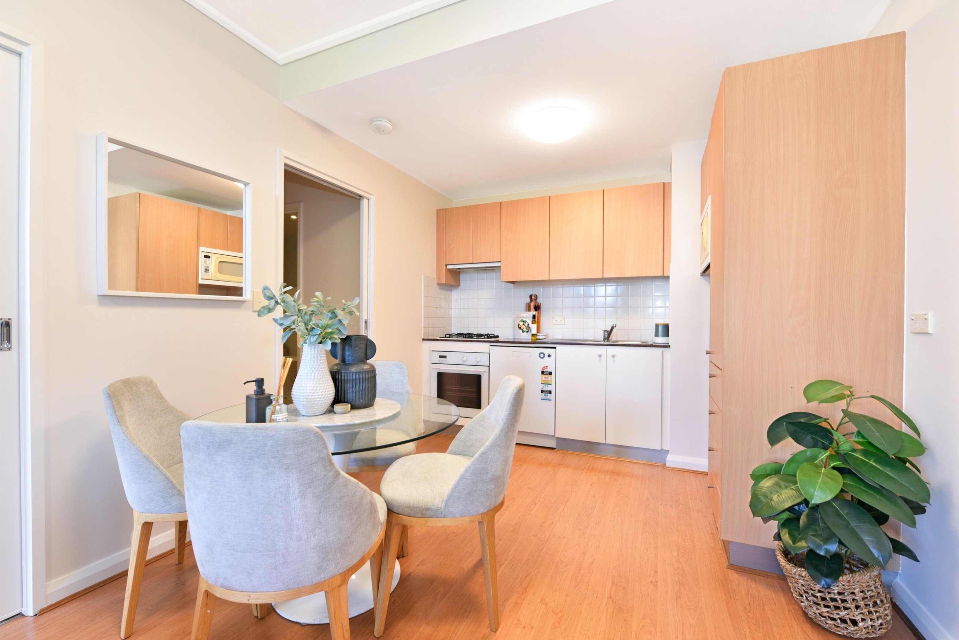 39/27 Bennelong Parkway, Wentworth Point Sold by Chidiac Realty - image 4