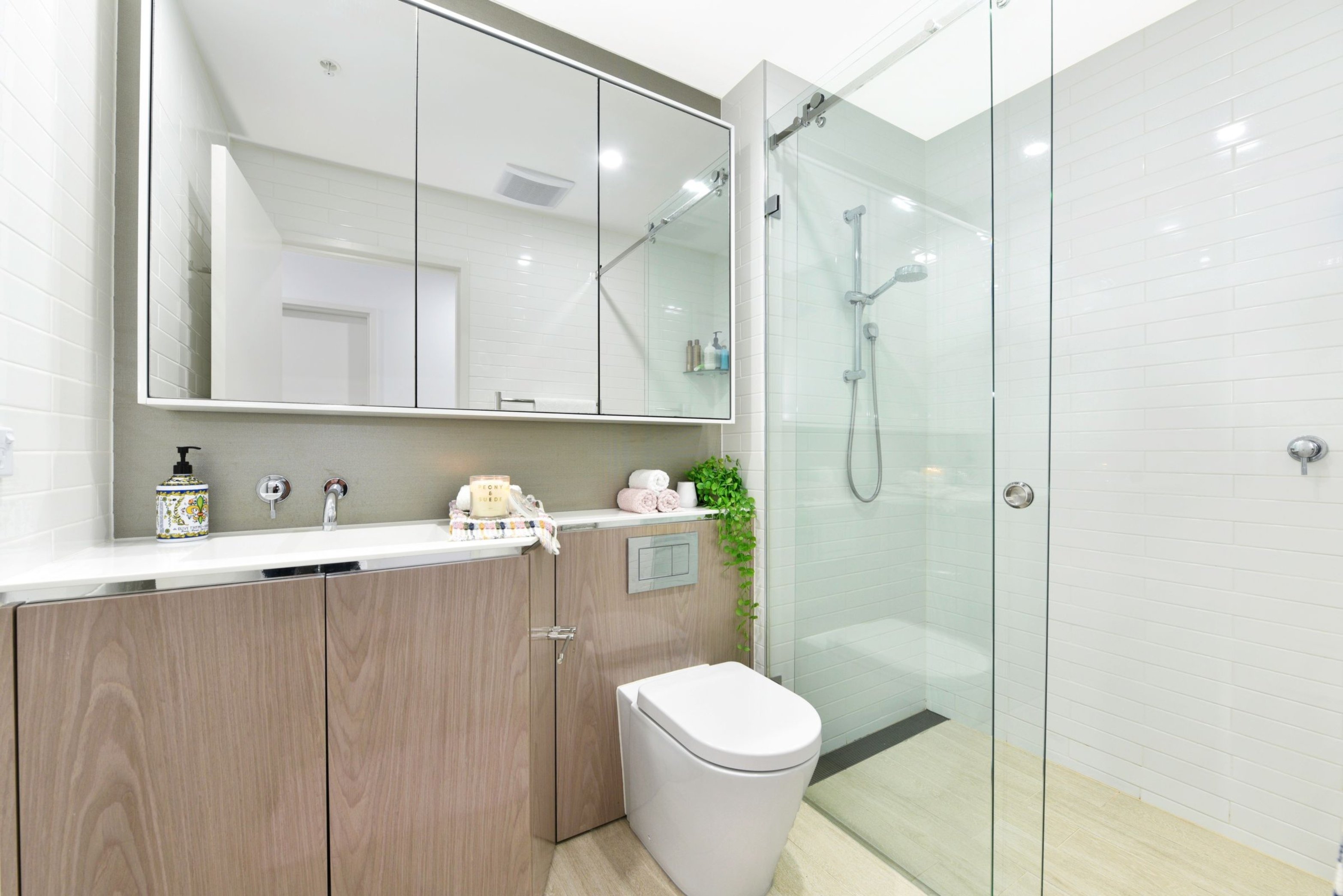 725/1C Burroway Road, Wentworth Point Sold by Chidiac Realty - image 7