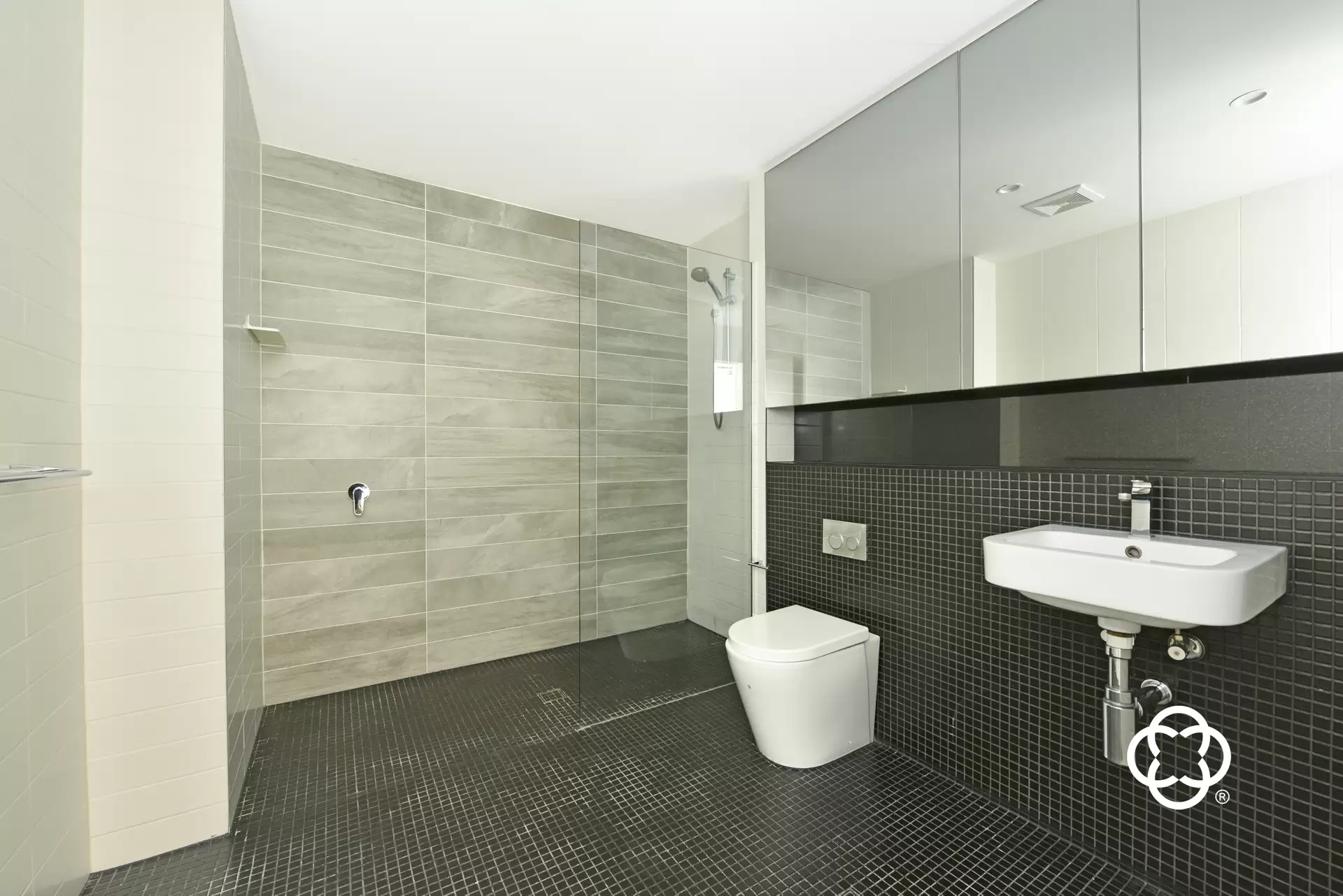 317/97 Dalmeny Avenue, Rosebery Leased by Chidiac Realty - image 1