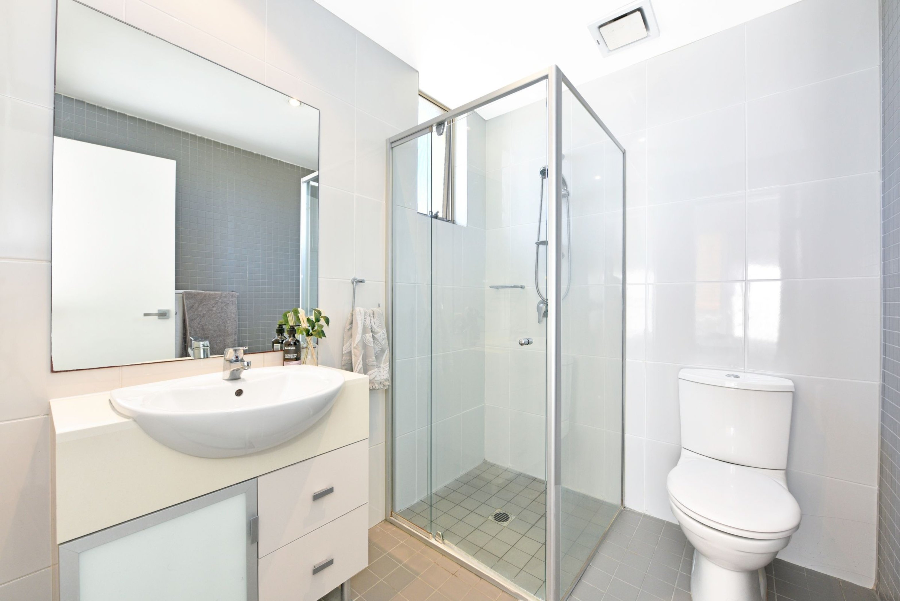 304/4 Stromboli Strait, Wentworth Point Sold by Chidiac Realty - image 5