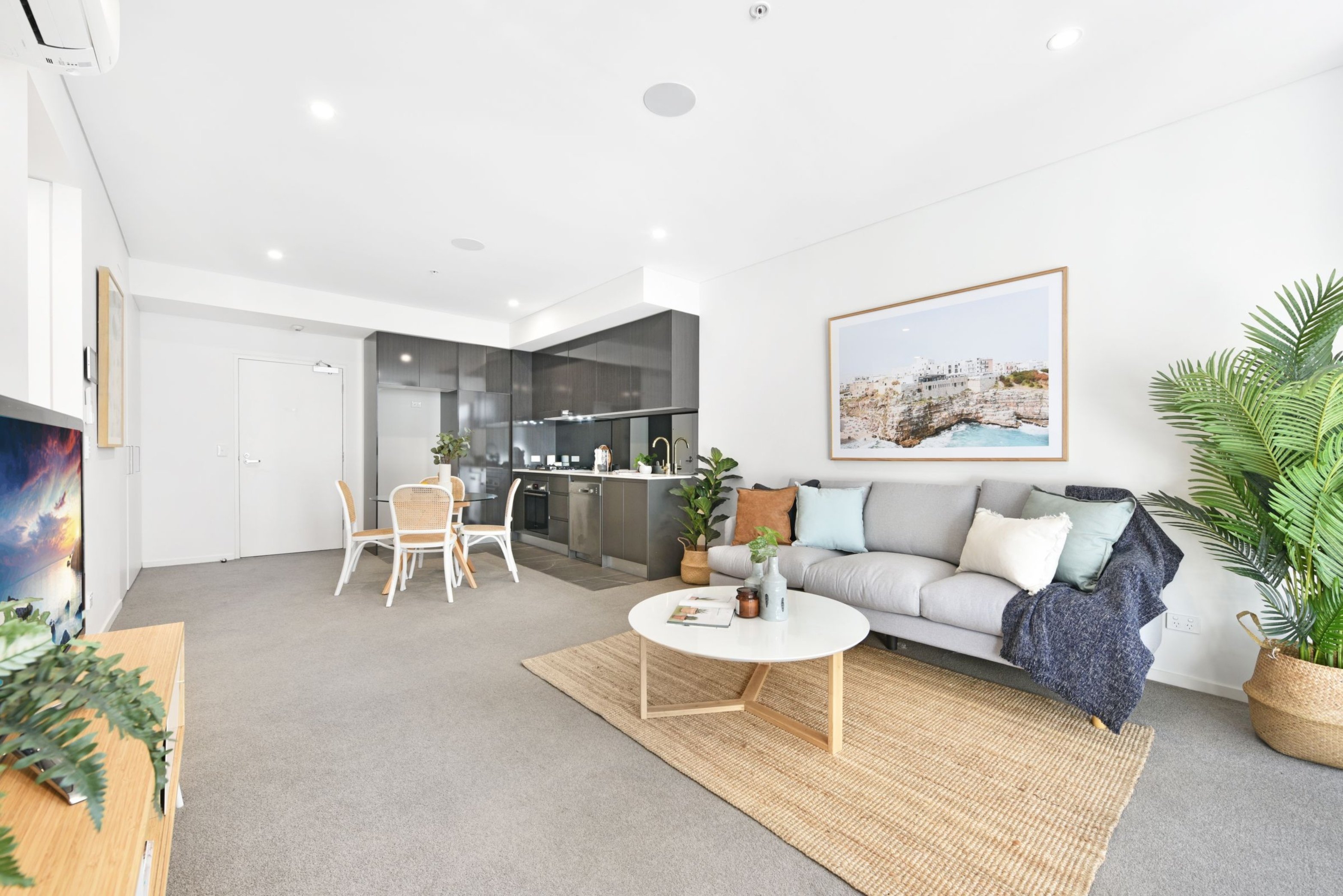 10098/5 Bennelong Parkway, Wentworth Point Sold by Chidiac Realty - image 1