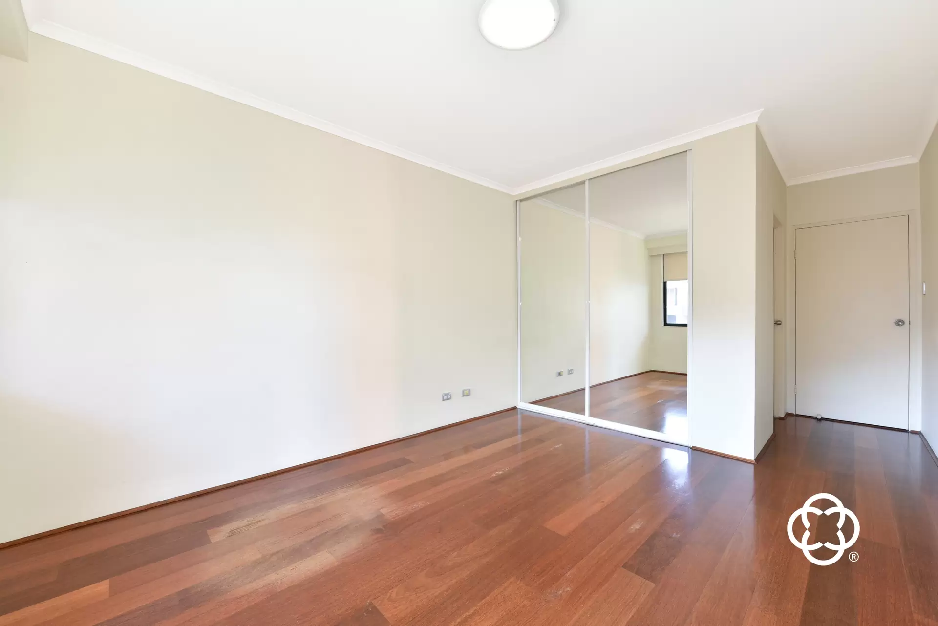 209/2-26 Wattle Crescent, Pyrmont Leased by Chidiac Realty - image 1