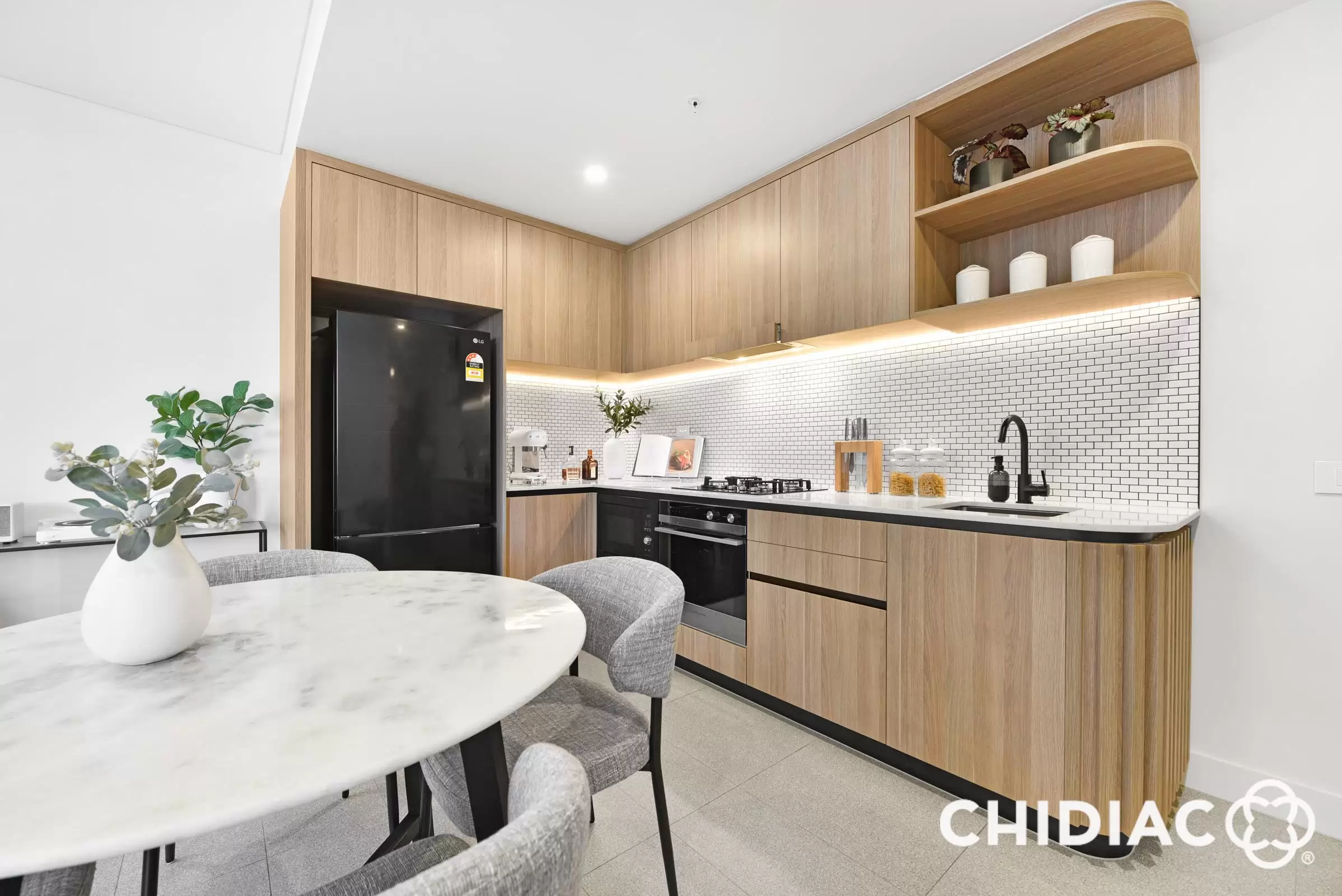 622/6 Lapwing Street, Wentworth Point Leased by Chidiac Realty - image 1
