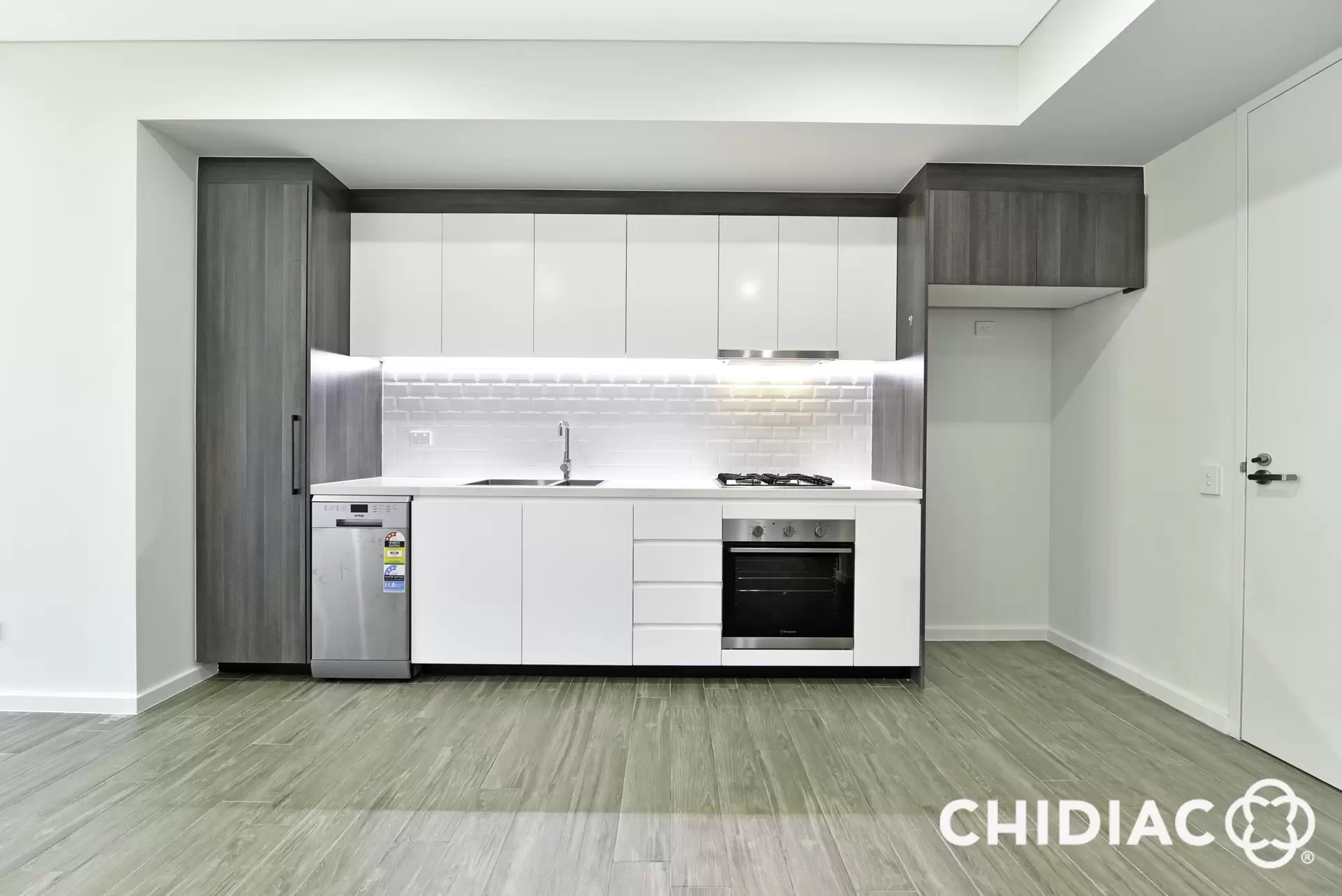 11/48-58 Railway Terrace, Granville Leased by Chidiac Realty - image 1