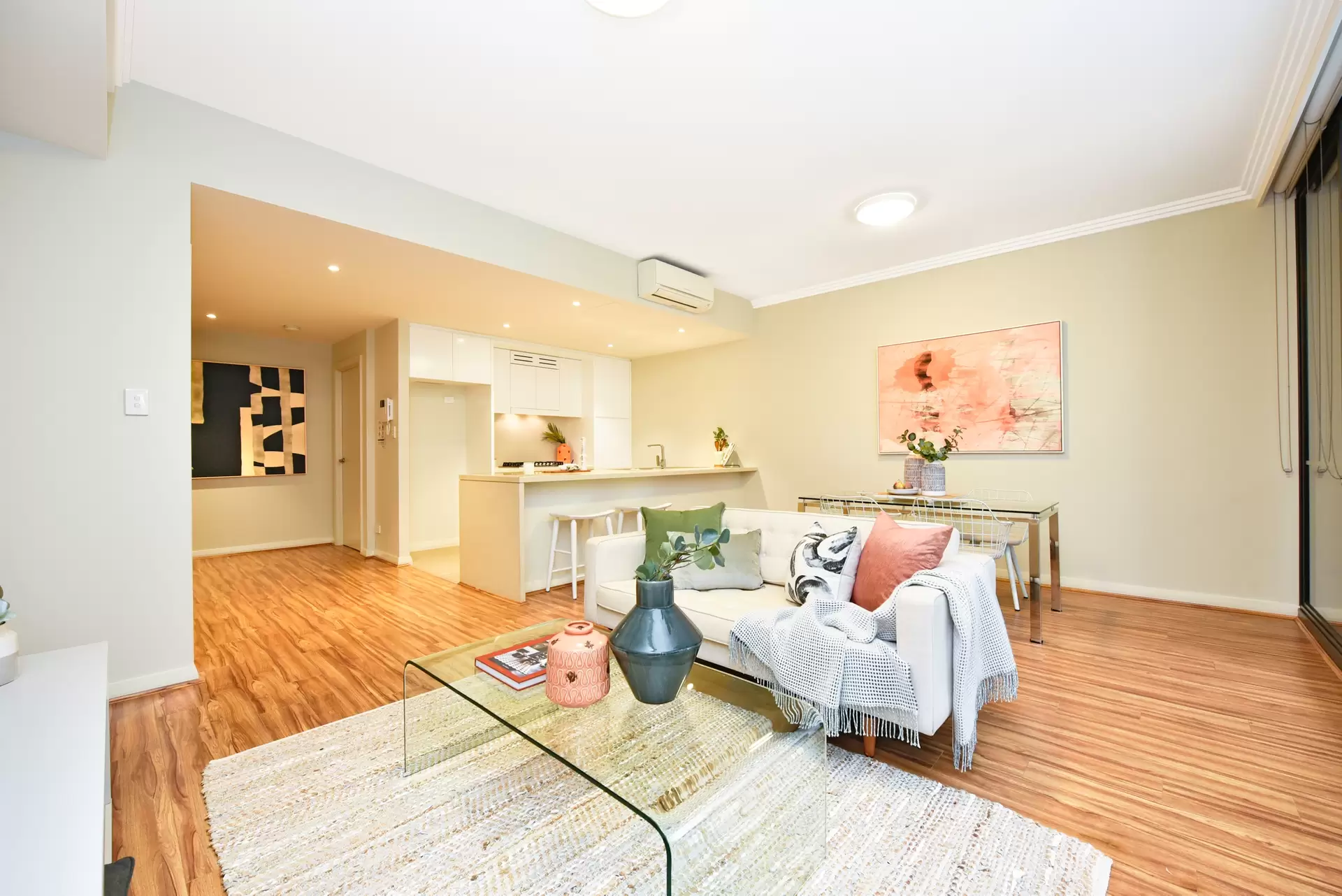 301/2 Park St North, Wentworth Point Sold by Chidiac Realty - image 1
