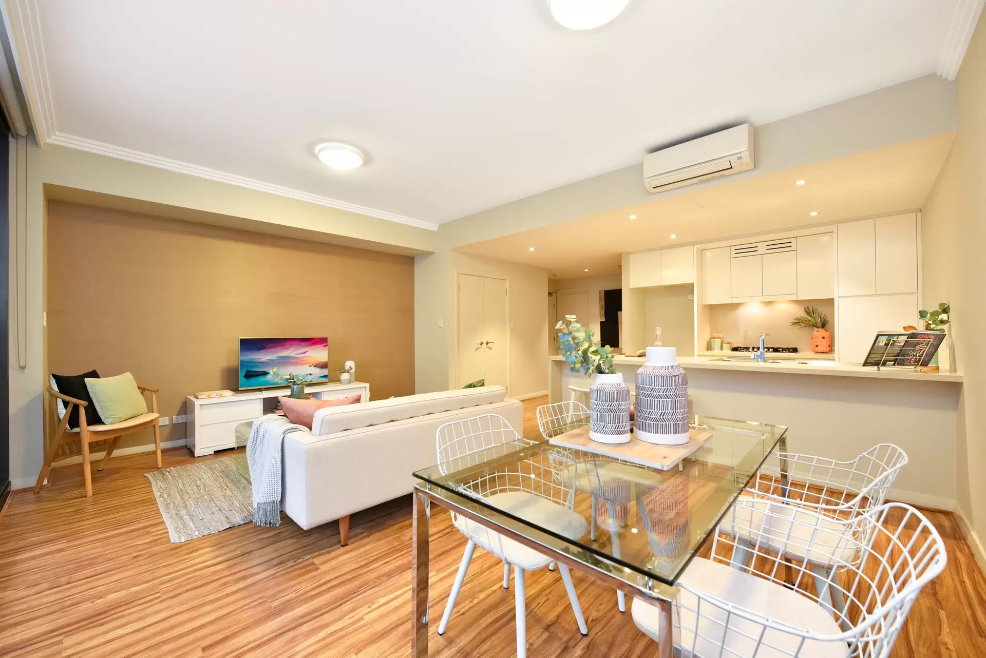 301/2 Park St North, Wentworth Point Sold by Chidiac Realty - image 1