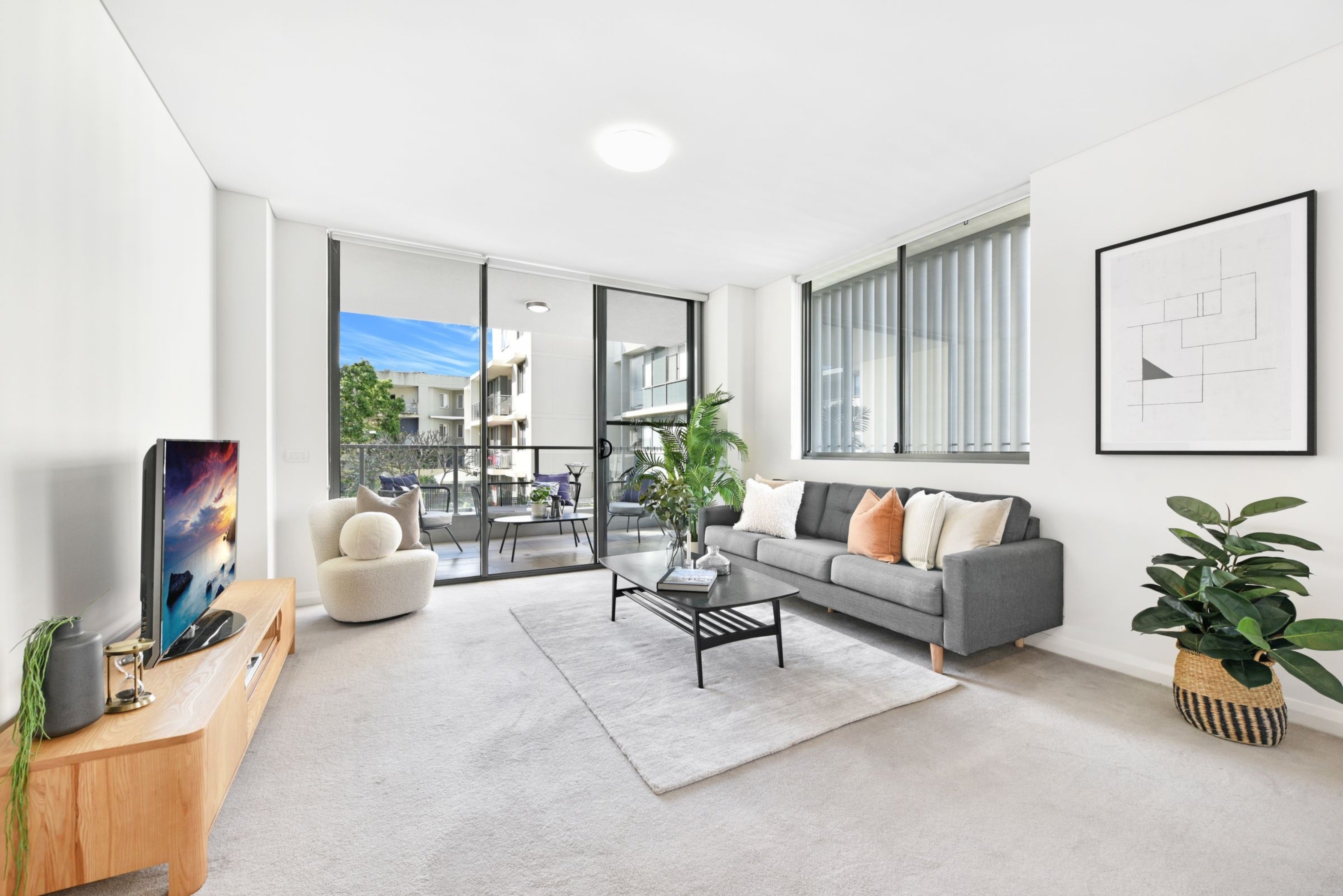 307/7 Stromboli Strait, Wentworth Point Sold by Chidiac Realty - image 1