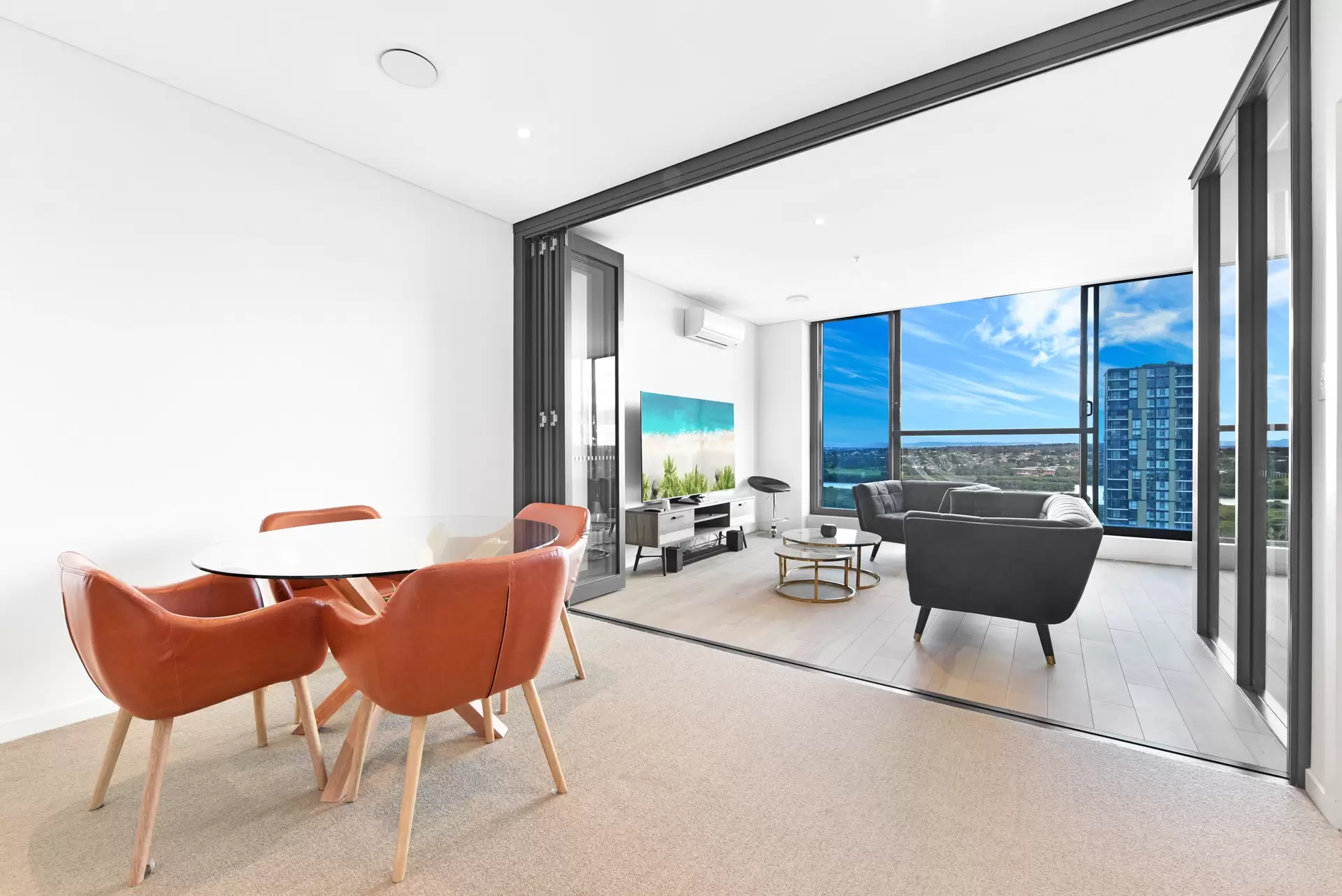 1913/11 Wentworth Place, Wentworth Point Sold by Chidiac Realty - image 1