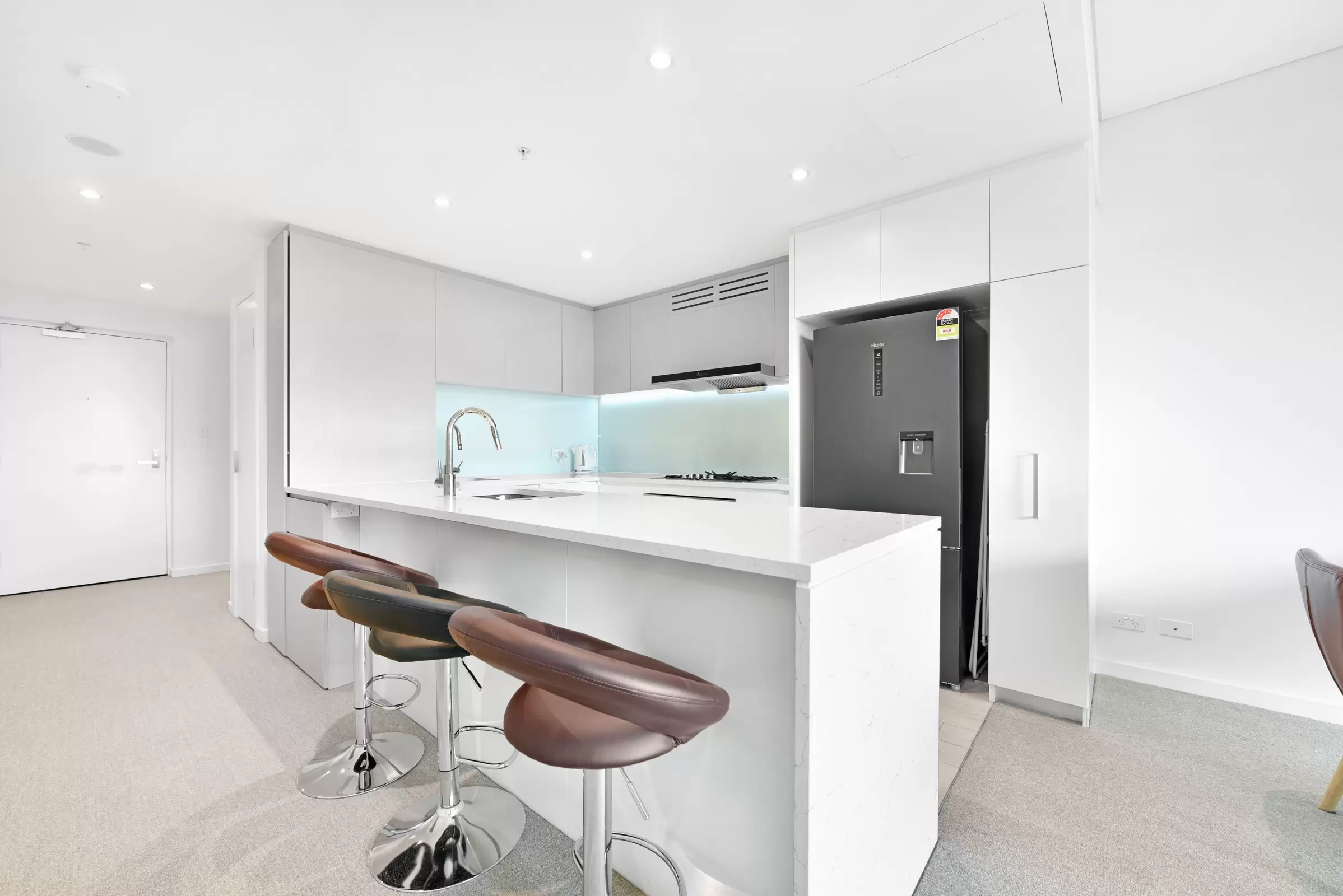 1913/11 Wentworth Place, Wentworth Point Sold by Chidiac Realty - image 2