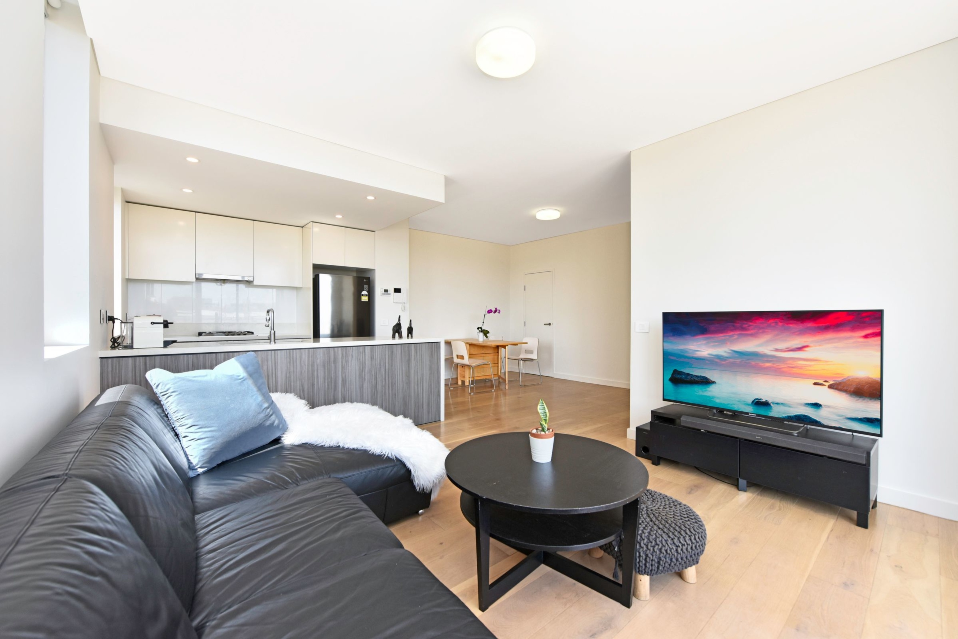 405/19 Verona Drive, Wentworth Point Sold by Chidiac Realty - image 2