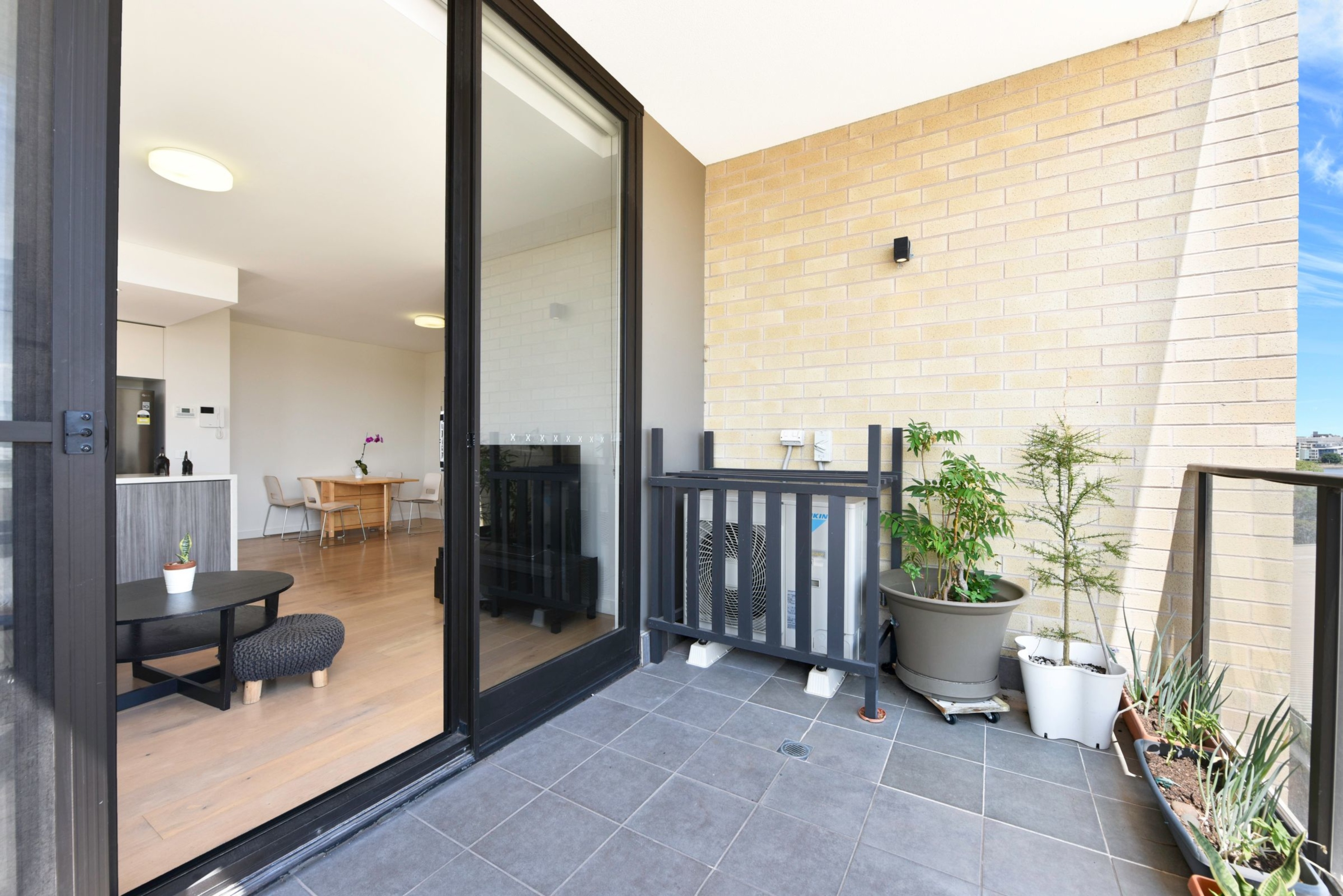 405/19 Verona Drive, Wentworth Point Sold by Chidiac Realty - image 3
