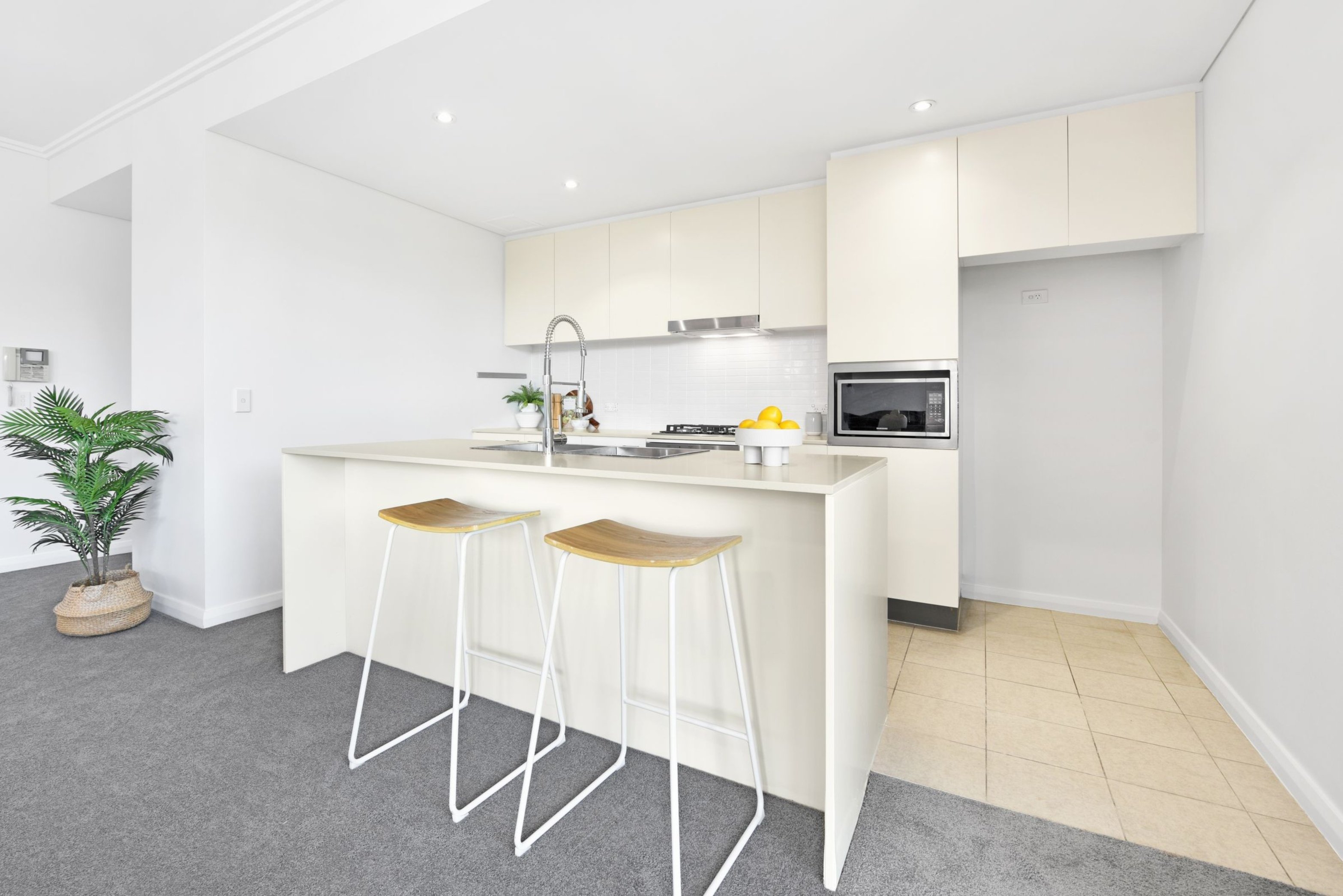 462/3 Baywater Drive, Wentworth Point Sold by Chidiac Realty - image 4