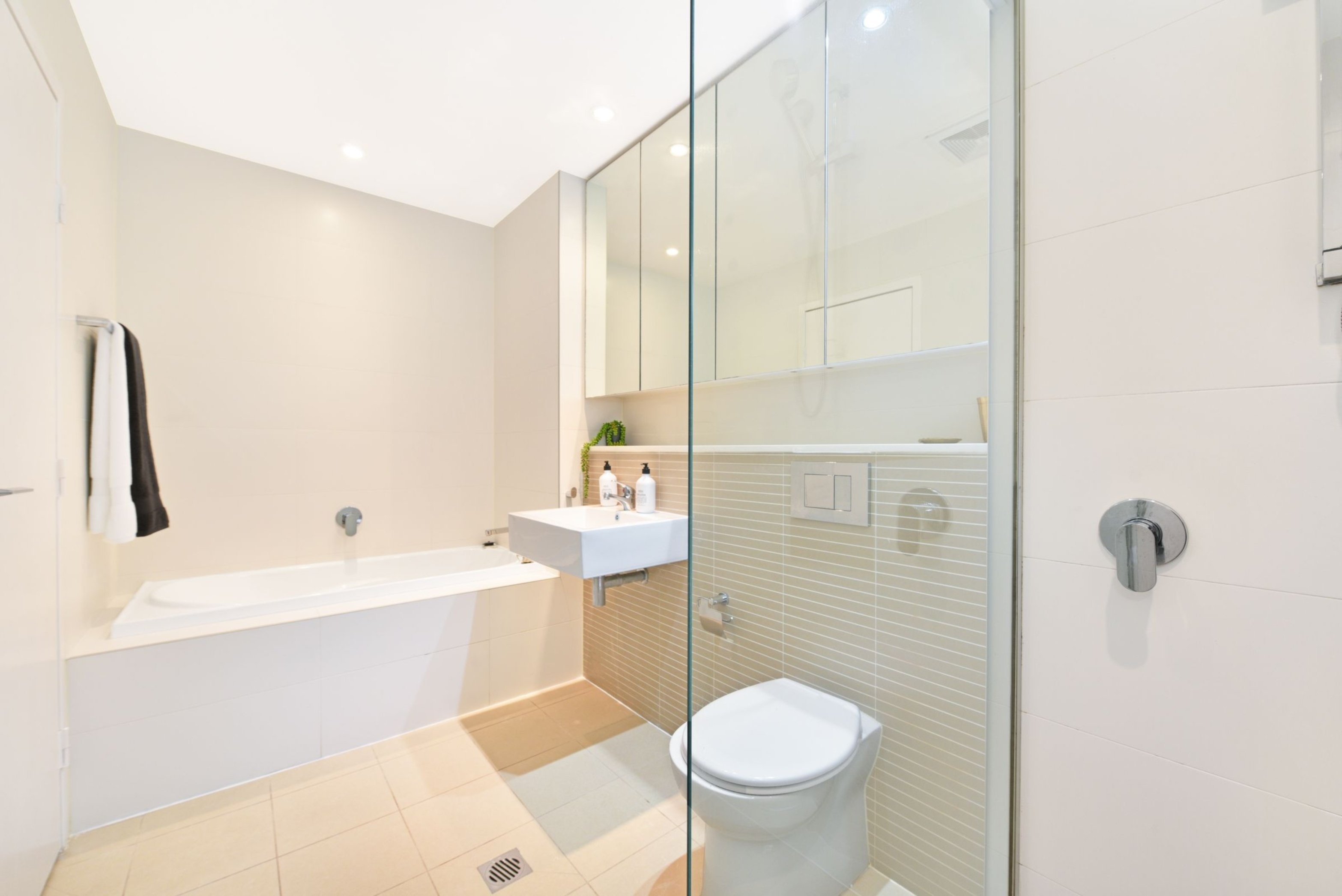 233/26 Baywater Drive, Wentworth Point Sold by Chidiac Realty - image 6