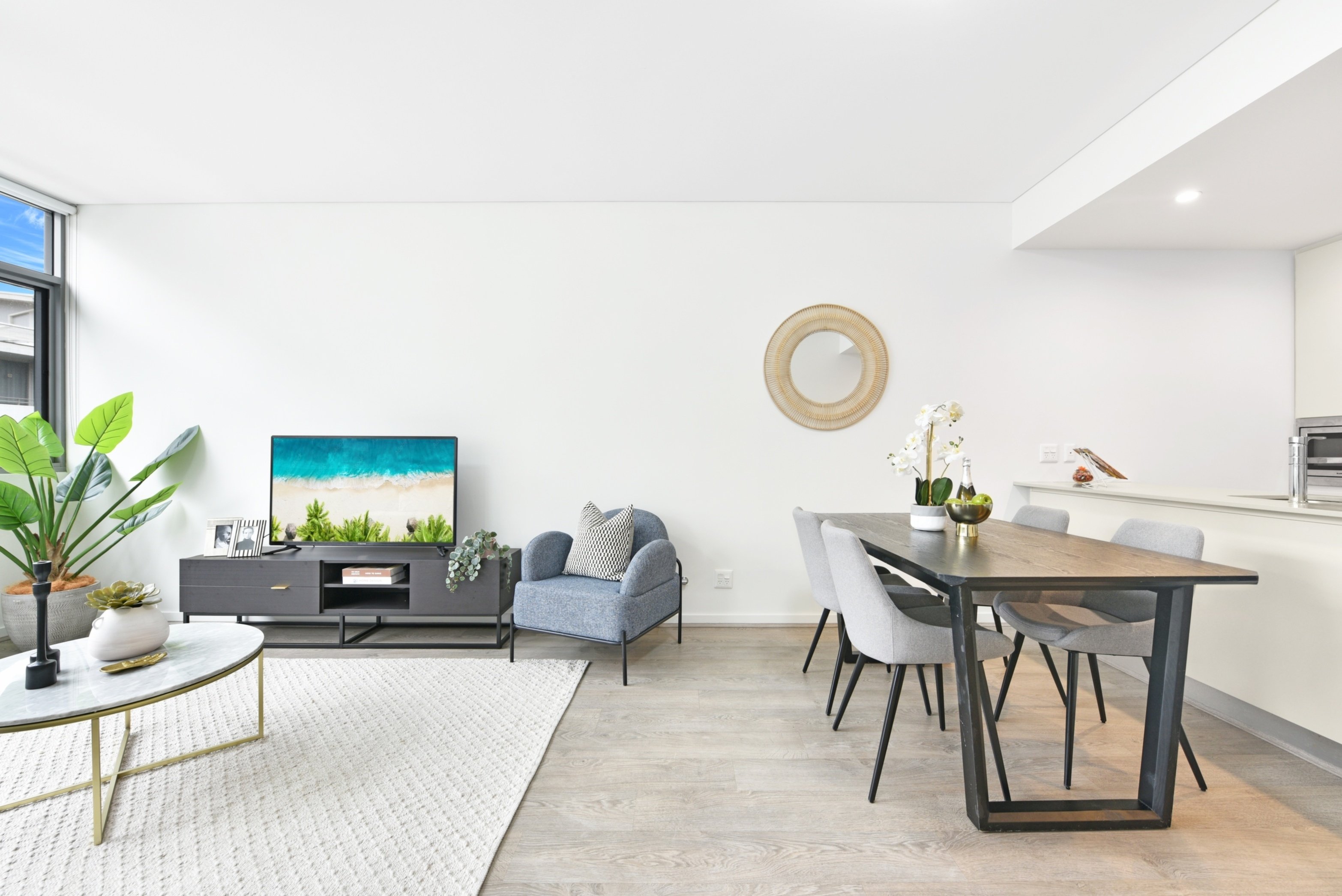 301/10 Savona Drive, Wentworth Point Sold by Chidiac Realty - image 2