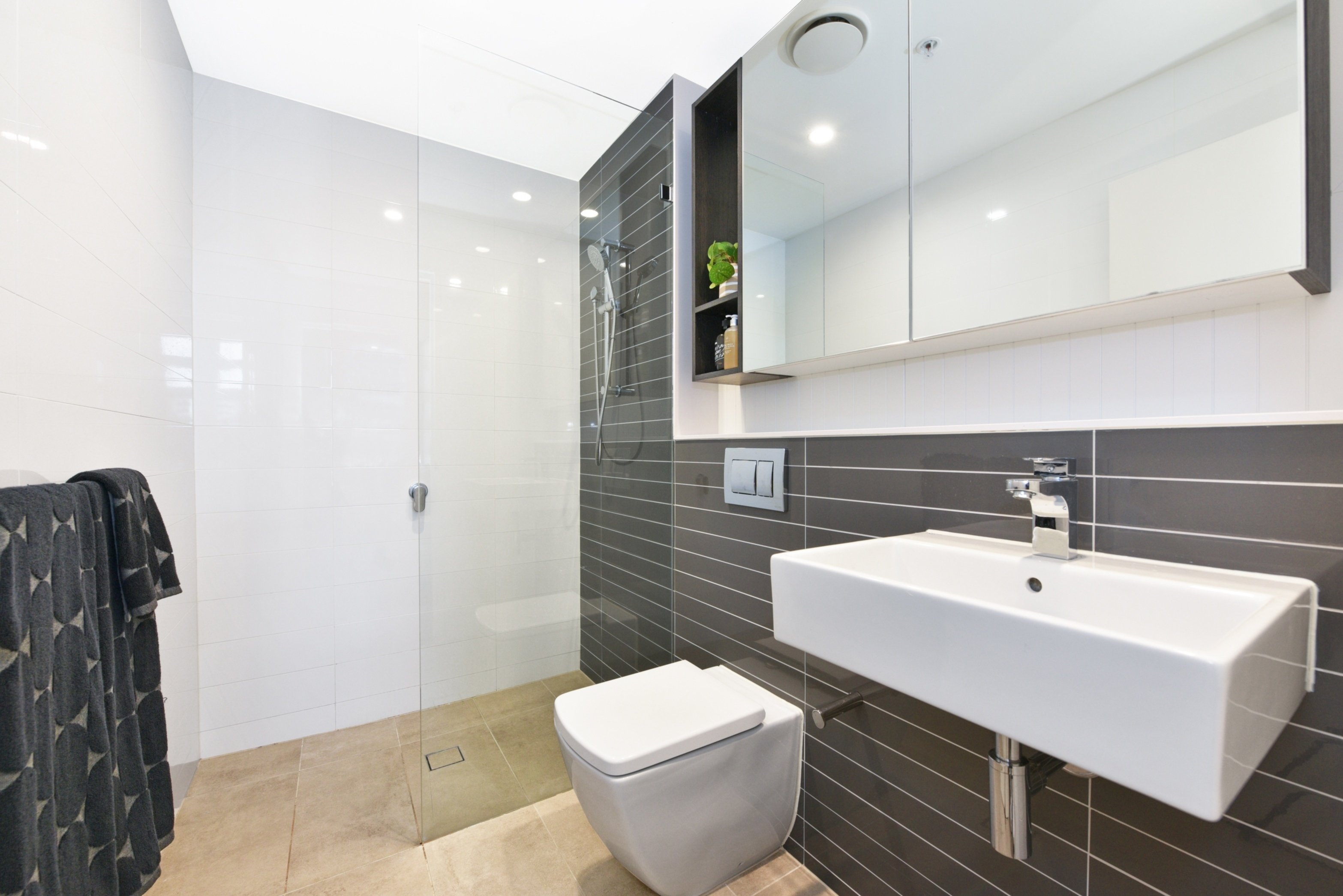 810/13 Verona Drive, Wentworth Point Sold by Chidiac Realty - image 7