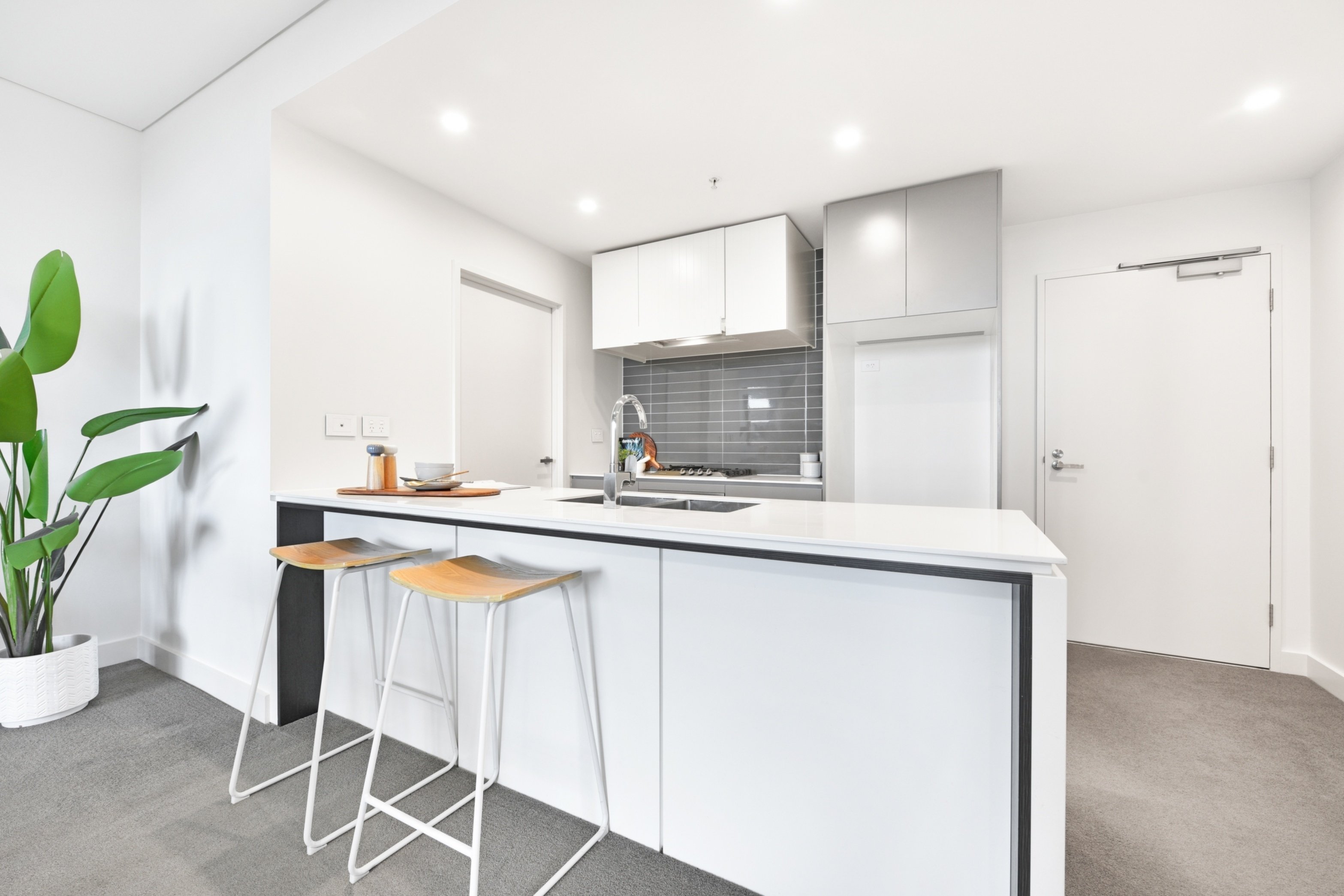 810/13 Verona Drive, Wentworth Point Sold by Chidiac Realty - image 4