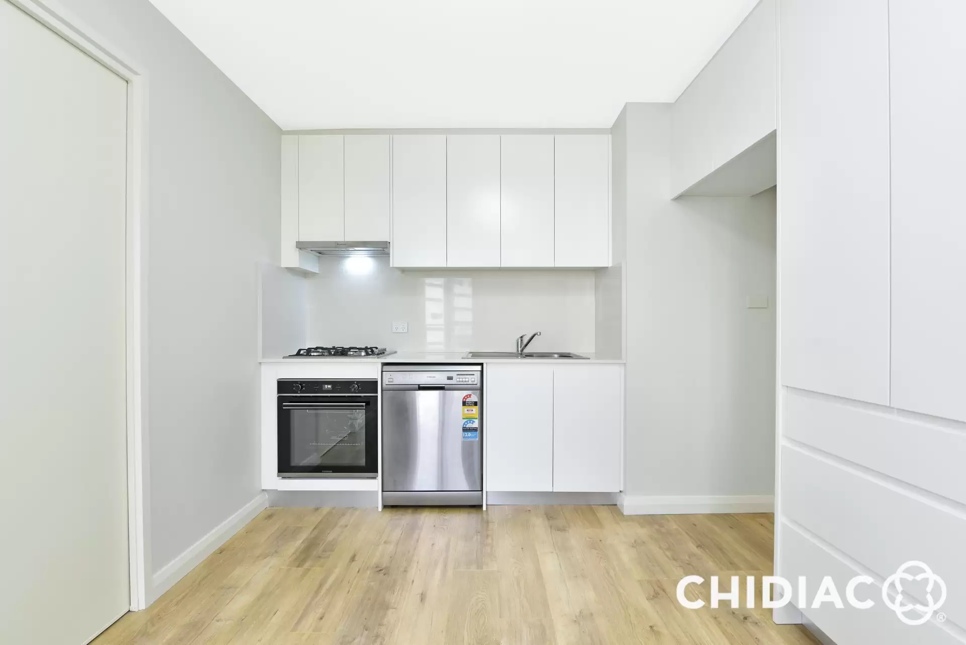 9/27 Bennelong Parkway, Wentworth Point Leased by Chidiac Realty - image 1