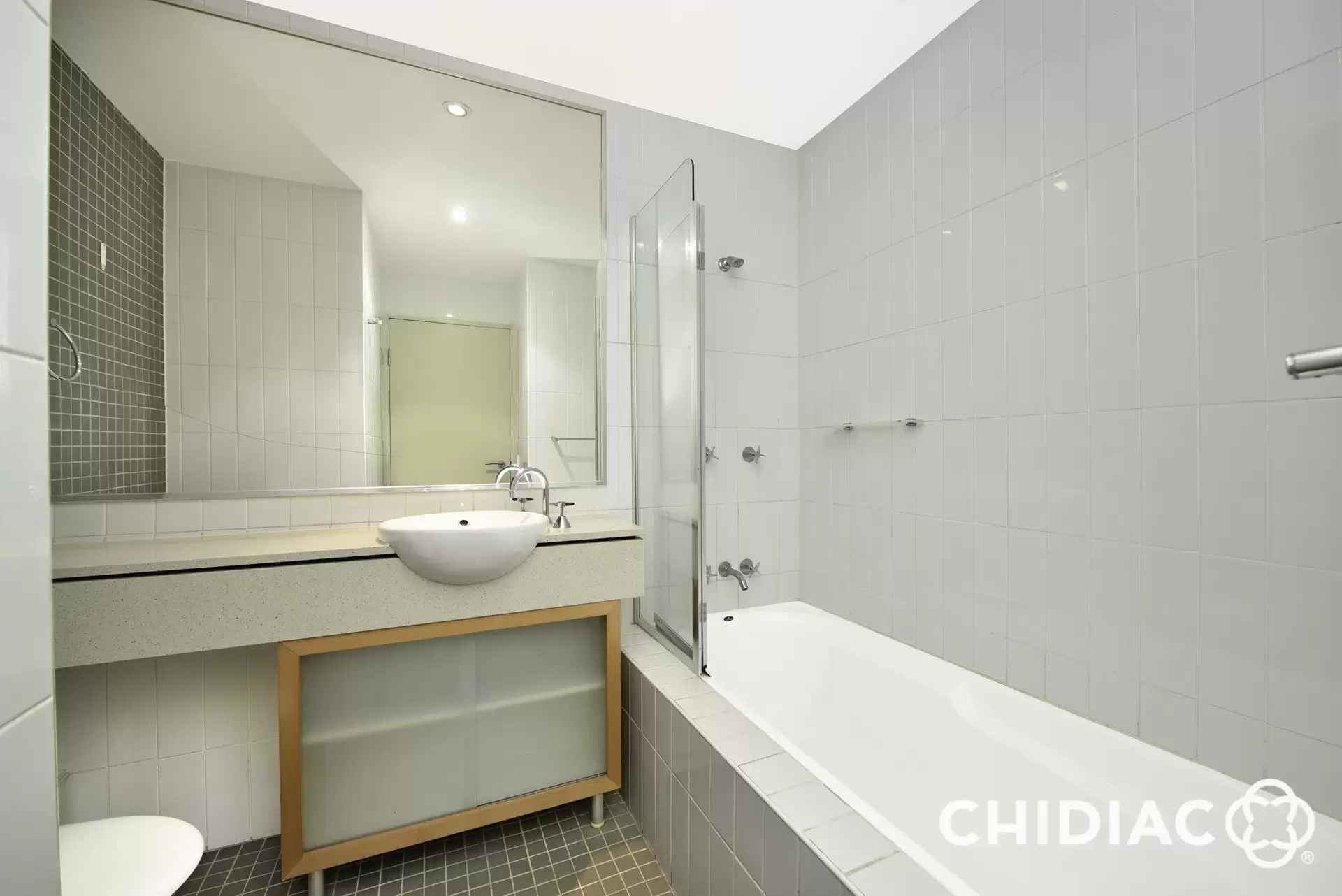 305/4 The Piazza, Wentworth Point Leased by Chidiac Realty - image 1