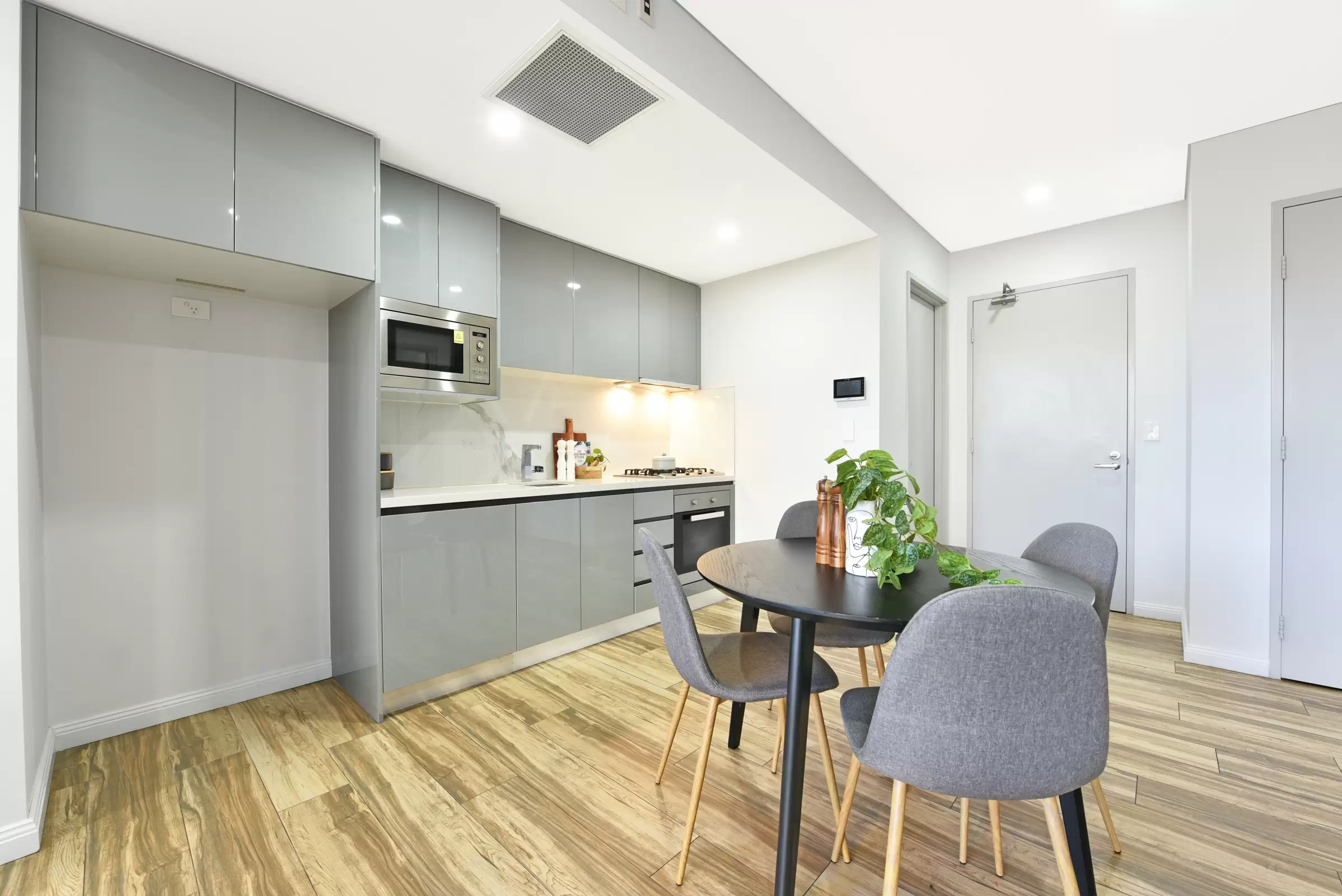 518/2 Betty Cuthbert Avenue, Sydney Olympic Park Sold by Chidiac Realty - image 4