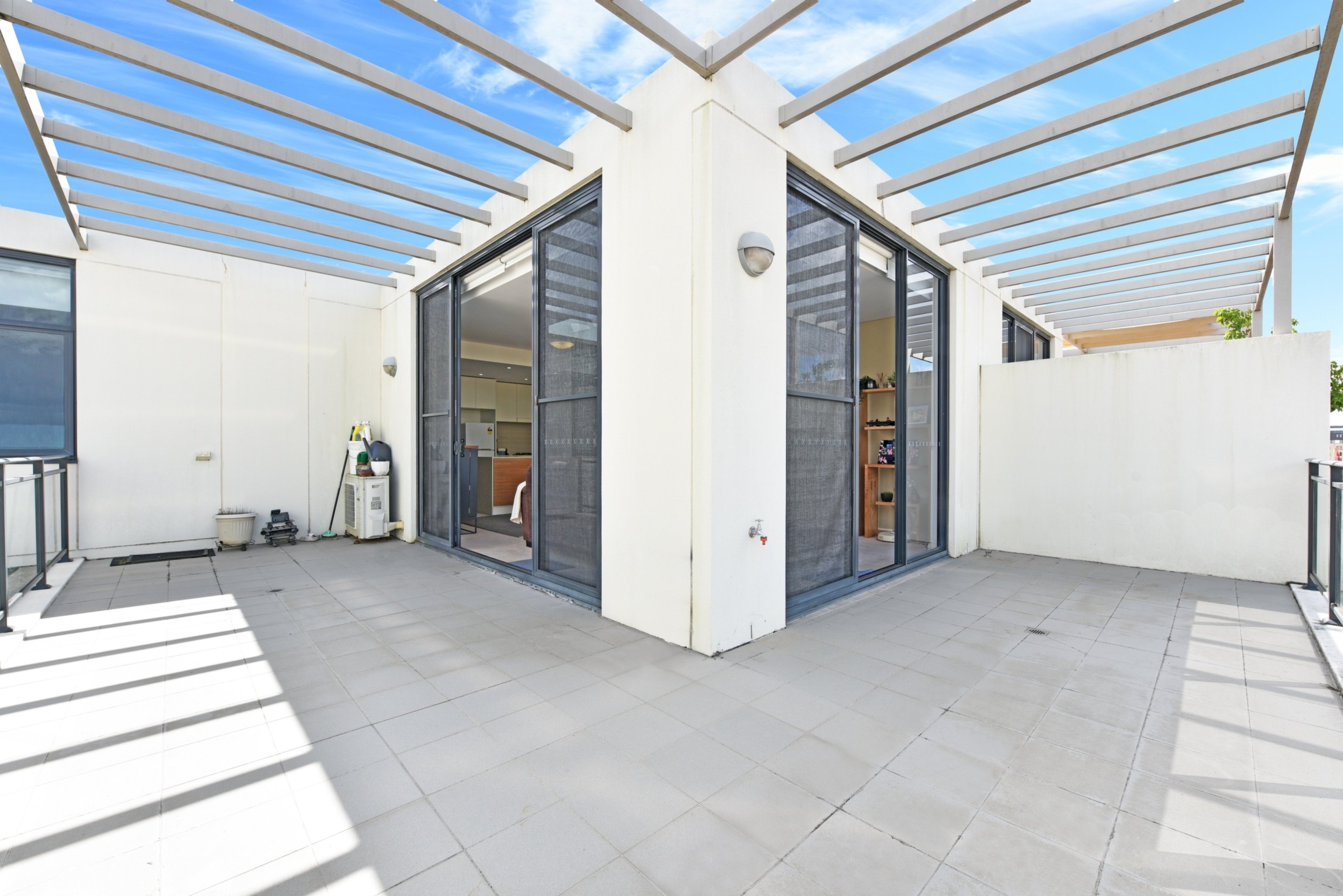637/17 Marine Parade, Wentworth Point Sold by Chidiac Realty - image 2