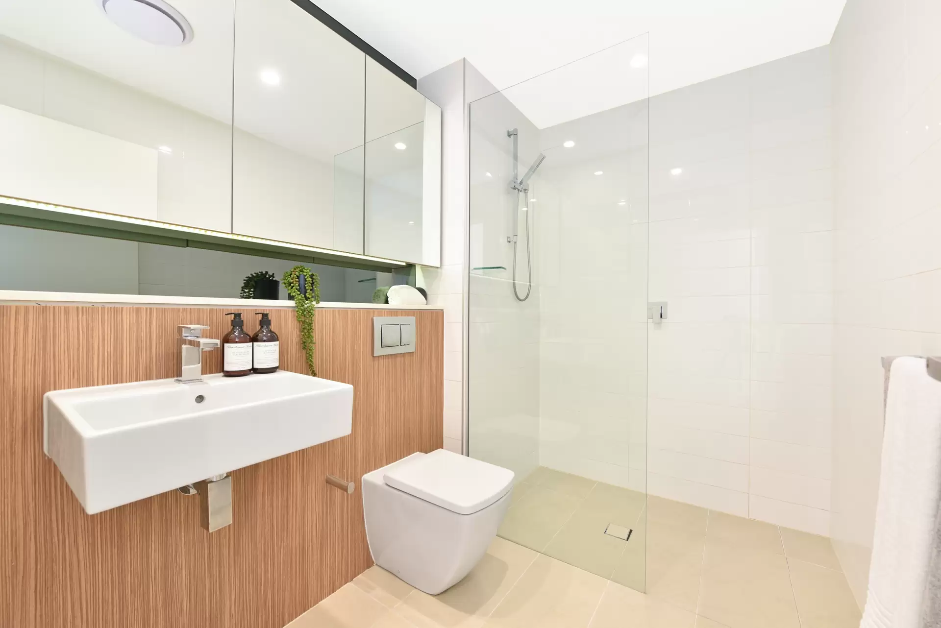 406/19 Verona Drive, Wentworth Point Sold by Chidiac Realty - image 1