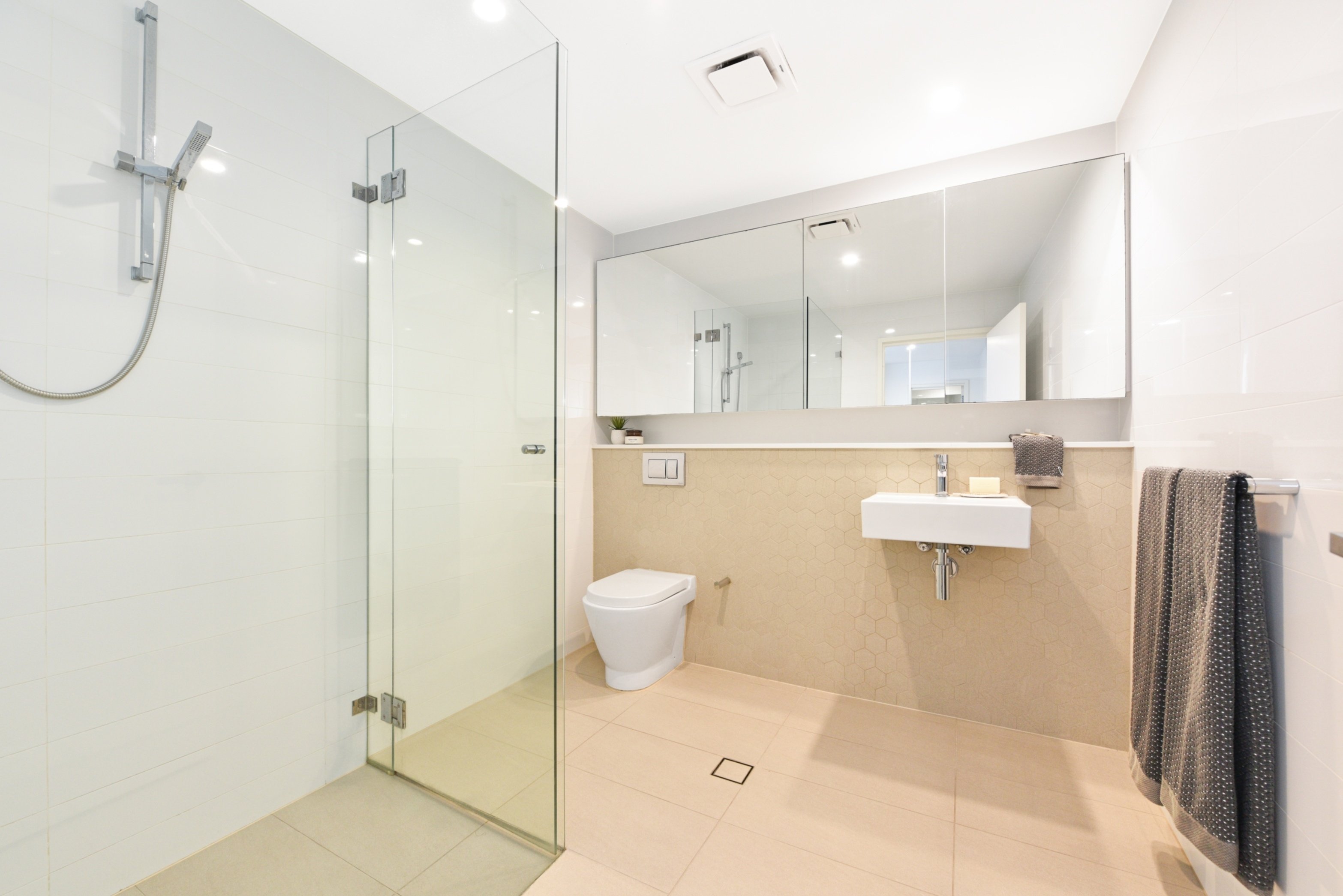 807/5 Verona Drive, Wentworth Point Sold by Chidiac Realty - image 7