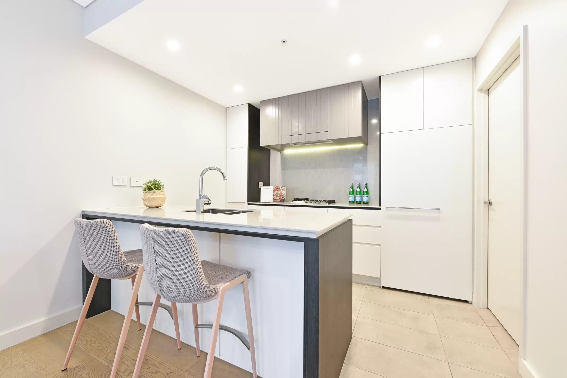1510/13 Verona Drive, Wentworth Point Sold by Chidiac Realty - image 4