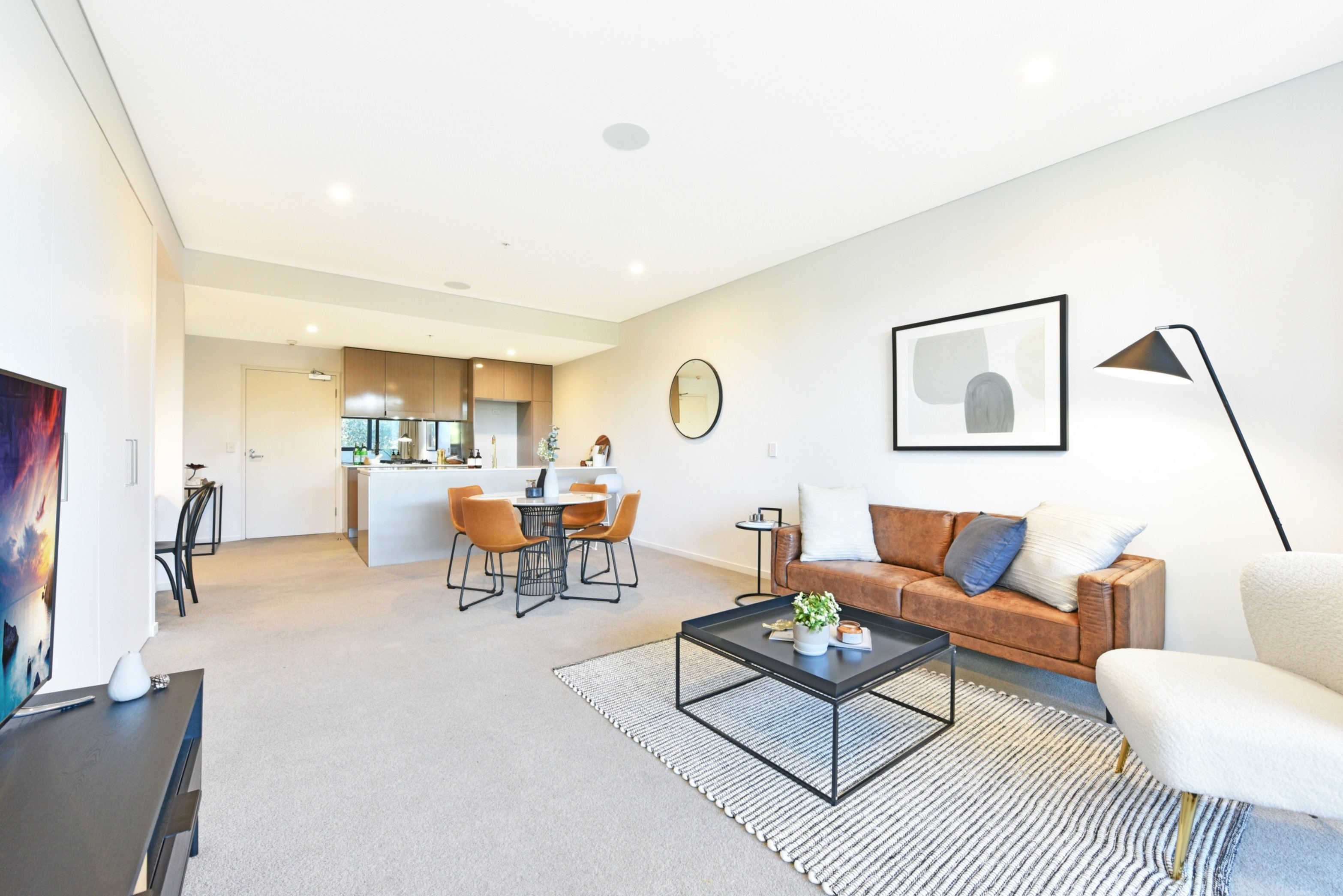 8092/5 Bennelong Parkway, Wentworth Point Sold by Chidiac Realty - image 2