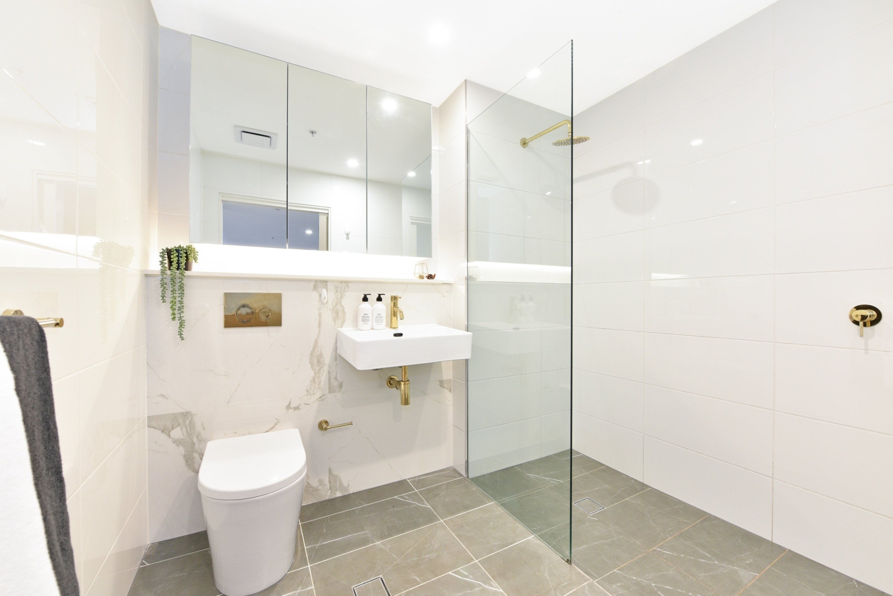8092/5 Bennelong Parkway, Wentworth Point Sold by Chidiac Realty - image 7