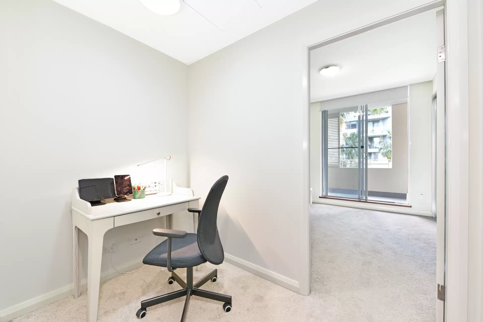 345/2 The Crescent, Wentworth Point Sold by Chidiac Realty - image 1